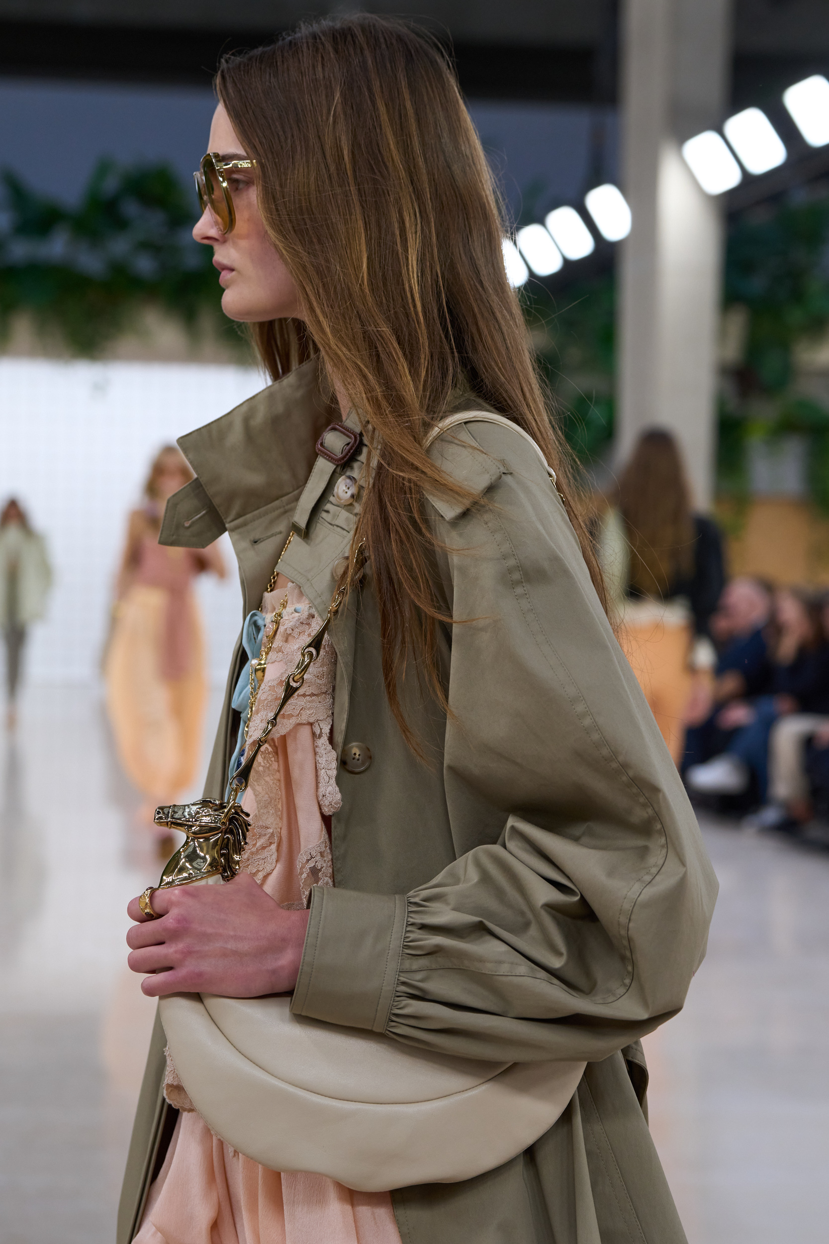 Chloe Spring 2025 Fashion Show Details