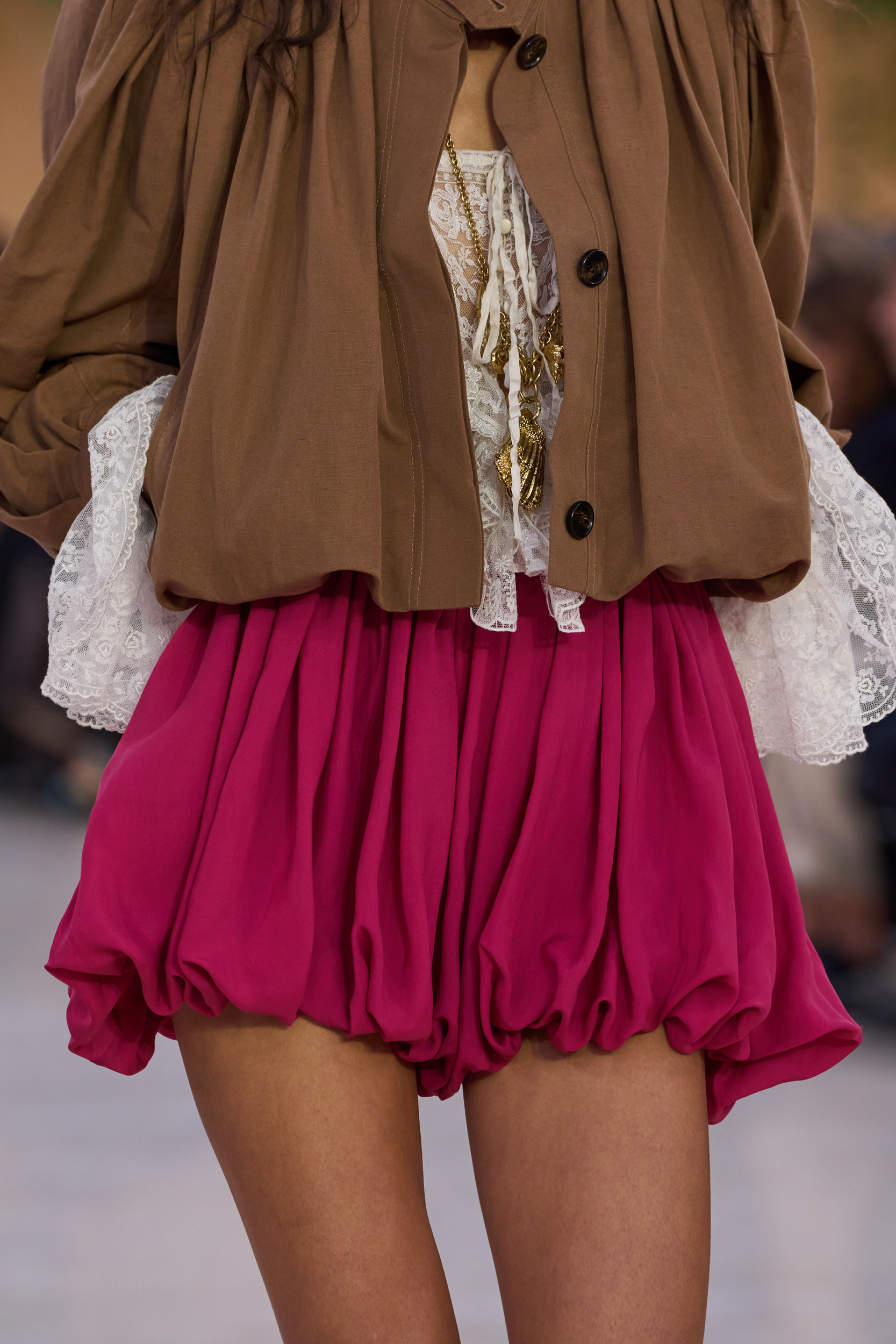 Chloe Spring 2025 Fashion Show Details