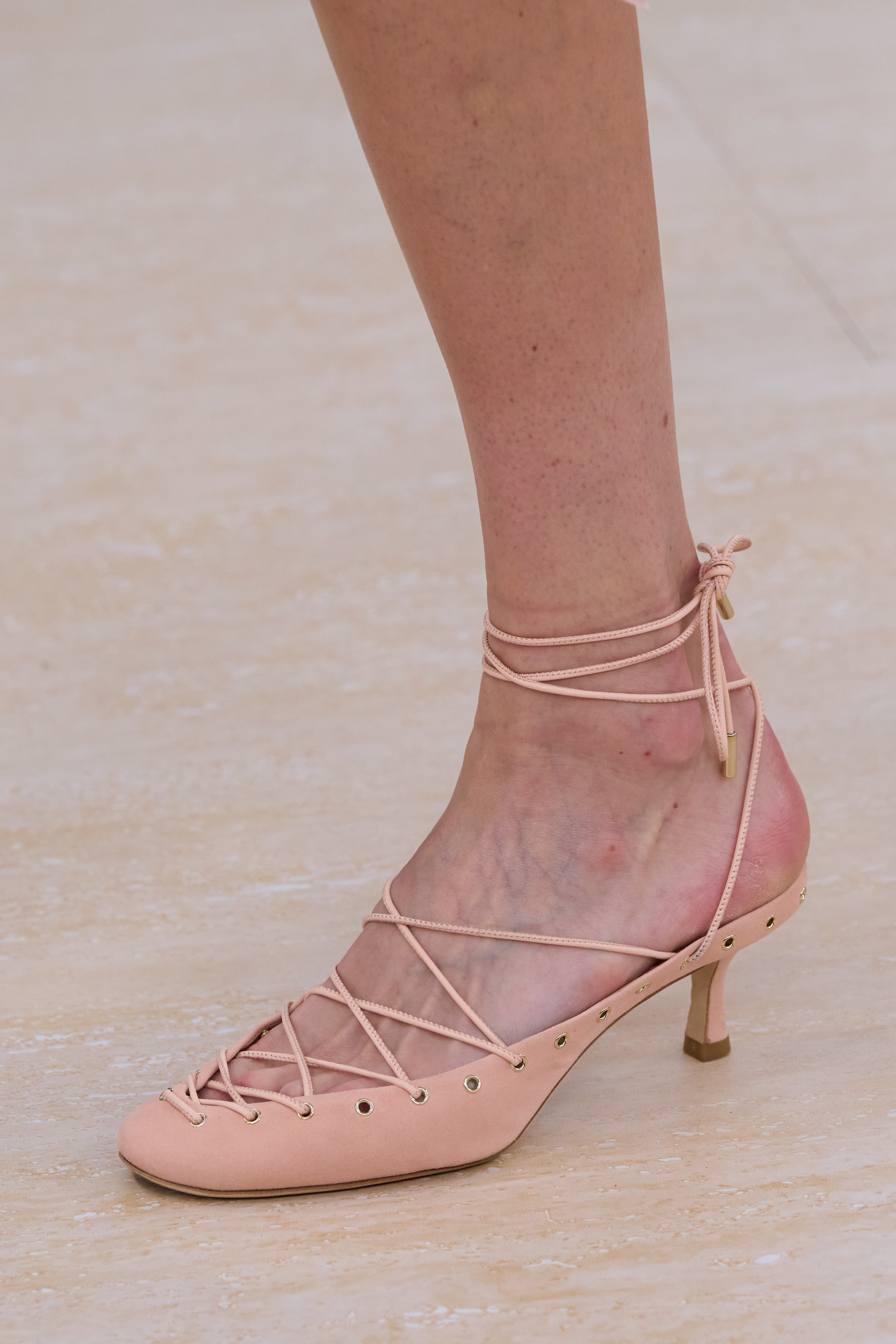 Chloe Spring 2025 Fashion Show Details