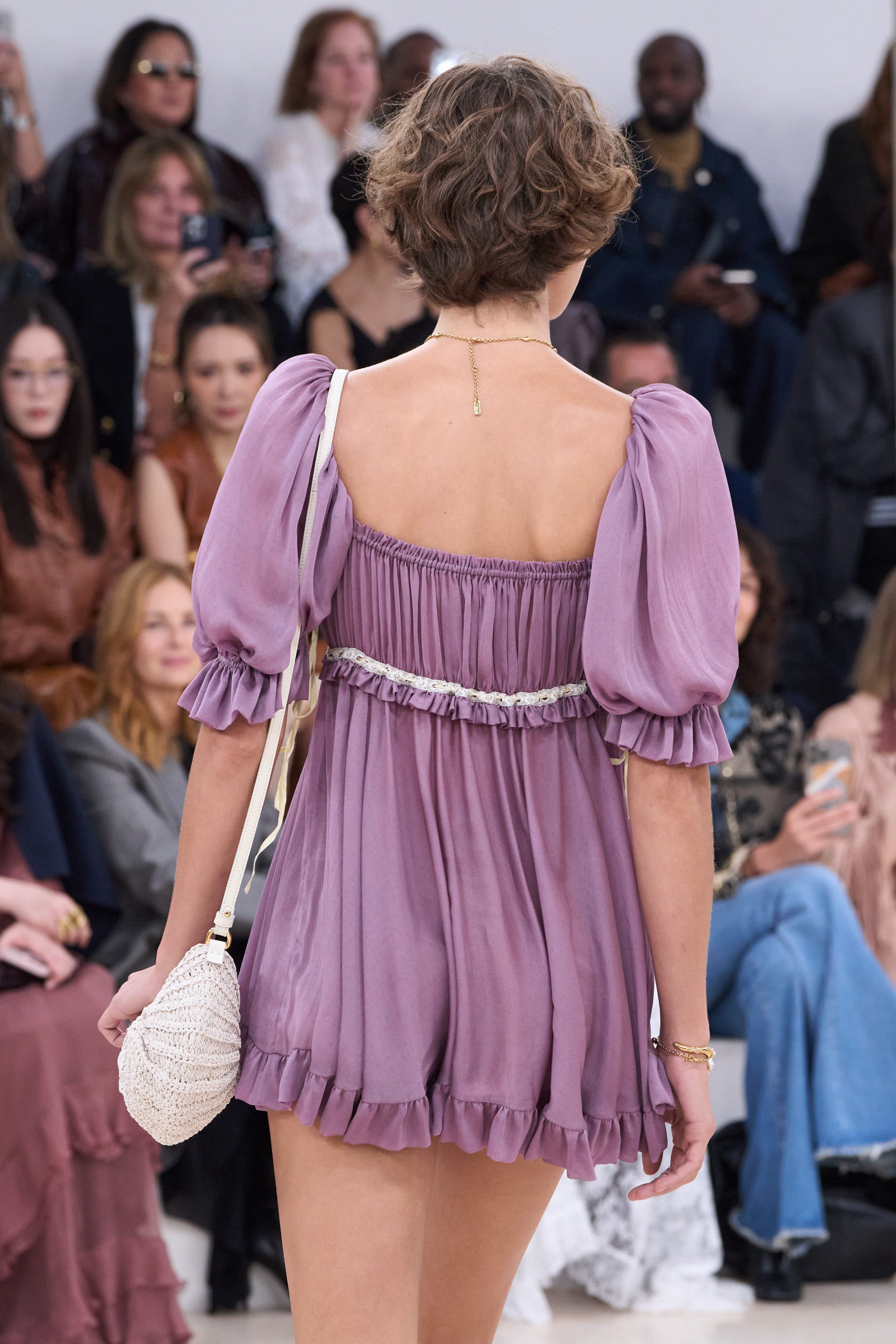 Chloe Spring 2025 Fashion Show Details