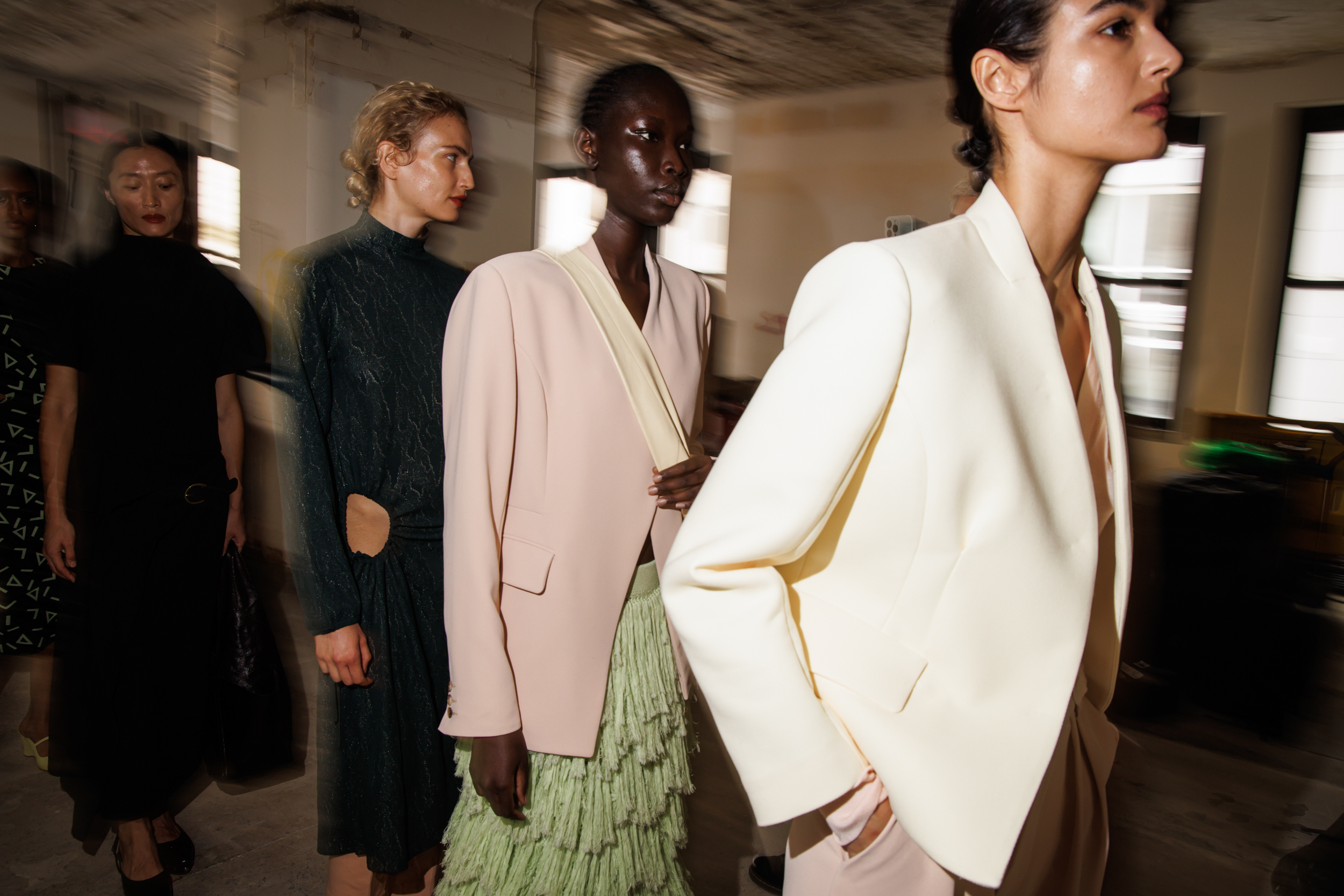 Rachel Comey Spring 2025 Fashion Show Backstage