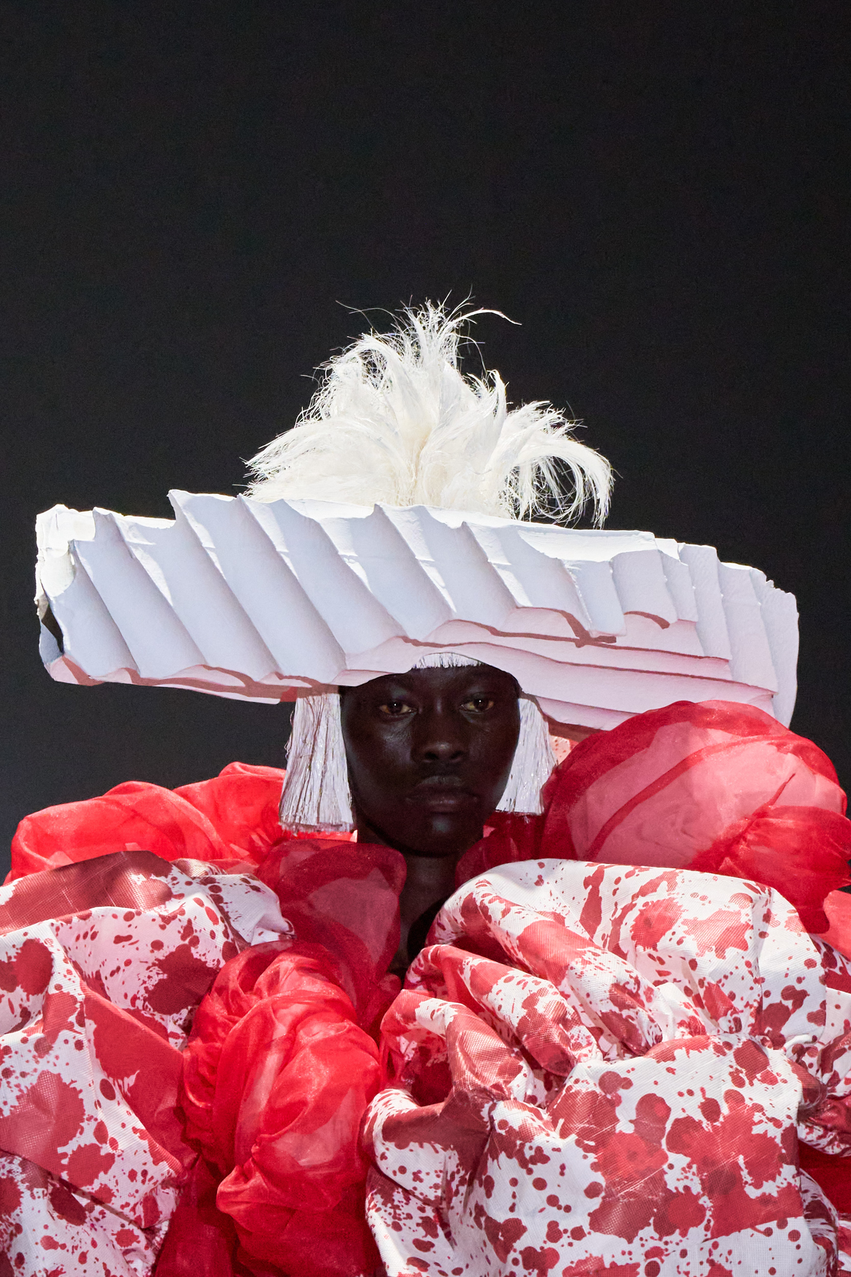 Comme Des Garcons Spring 2025 Fashion Show Details