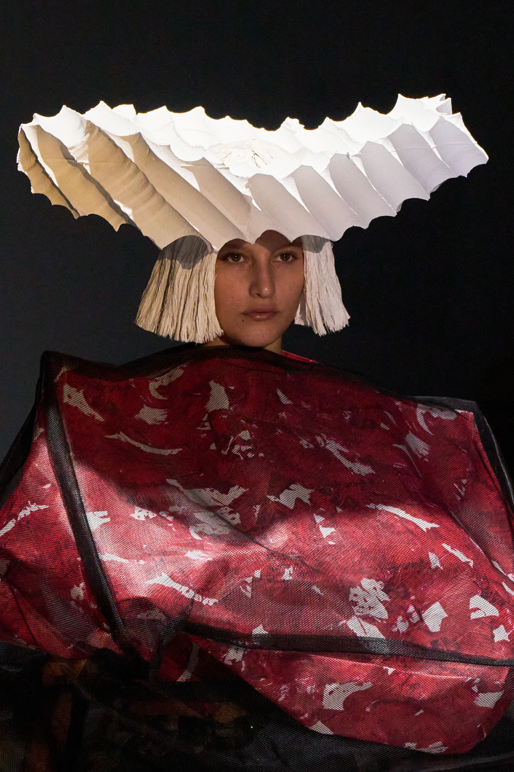 Comme Des Garcons Spring 2025 Fashion Show Details