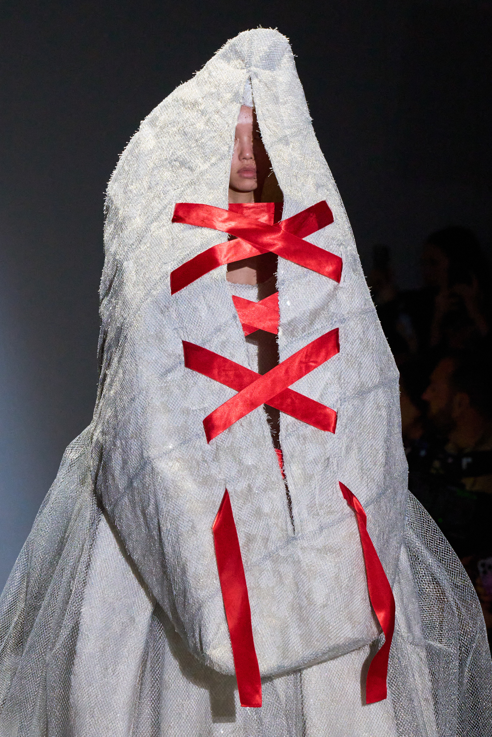 Comme Des Garcons Spring 2025 Fashion Show Details