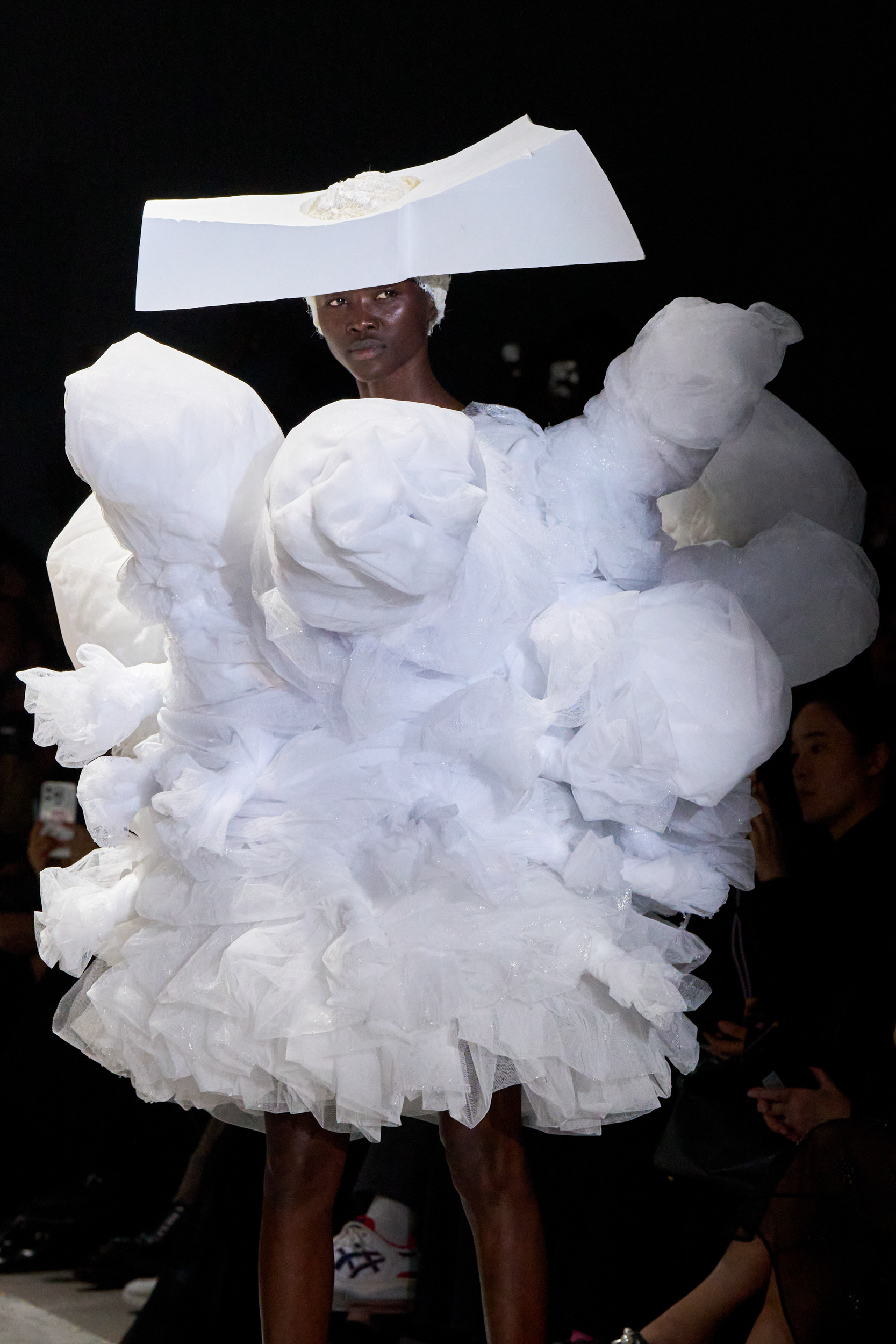 Comme Des Garcons Spring 2025 Fashion Show Details