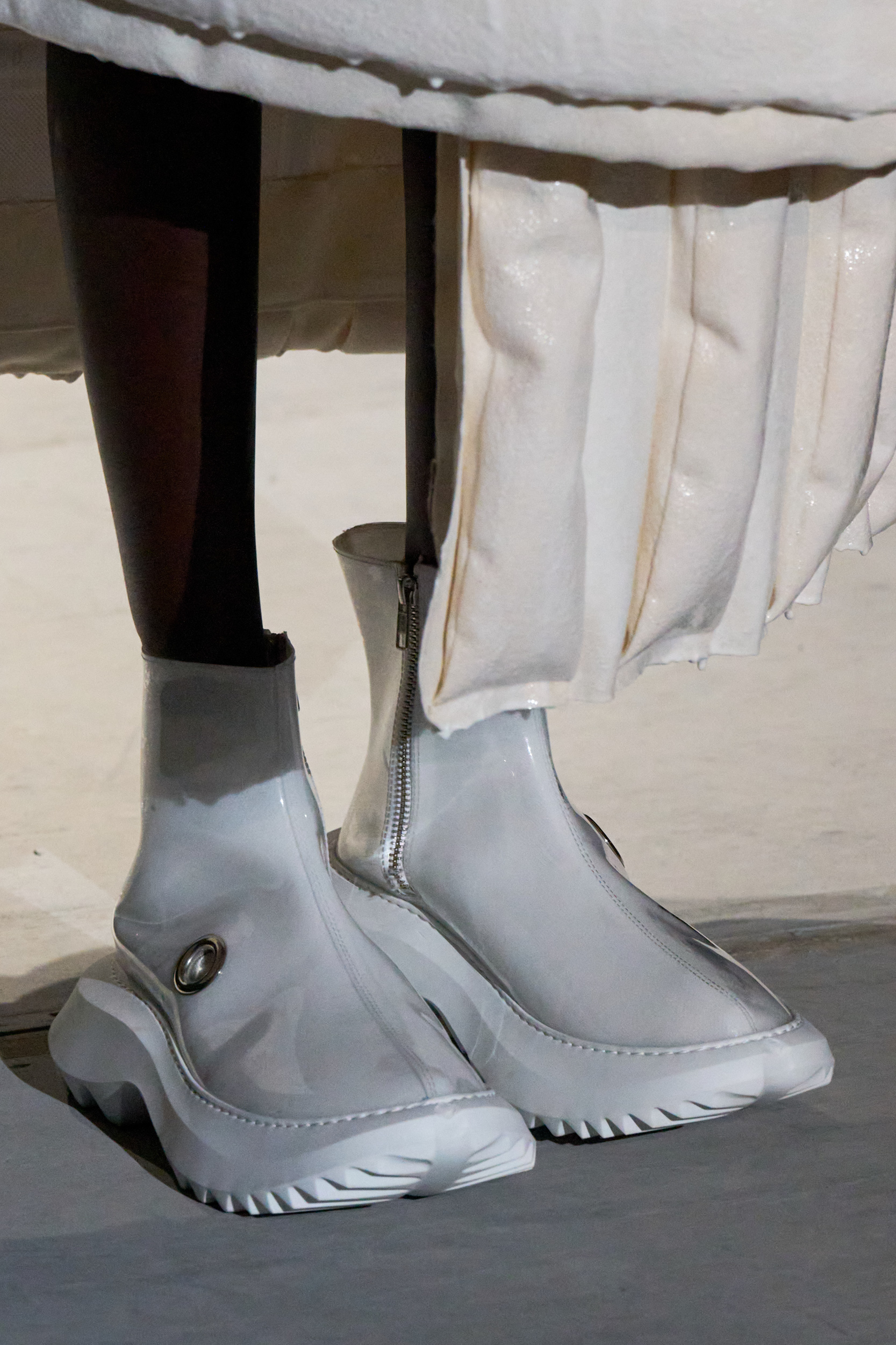 Comme Des Garcons Spring 2025 Fashion Show Details