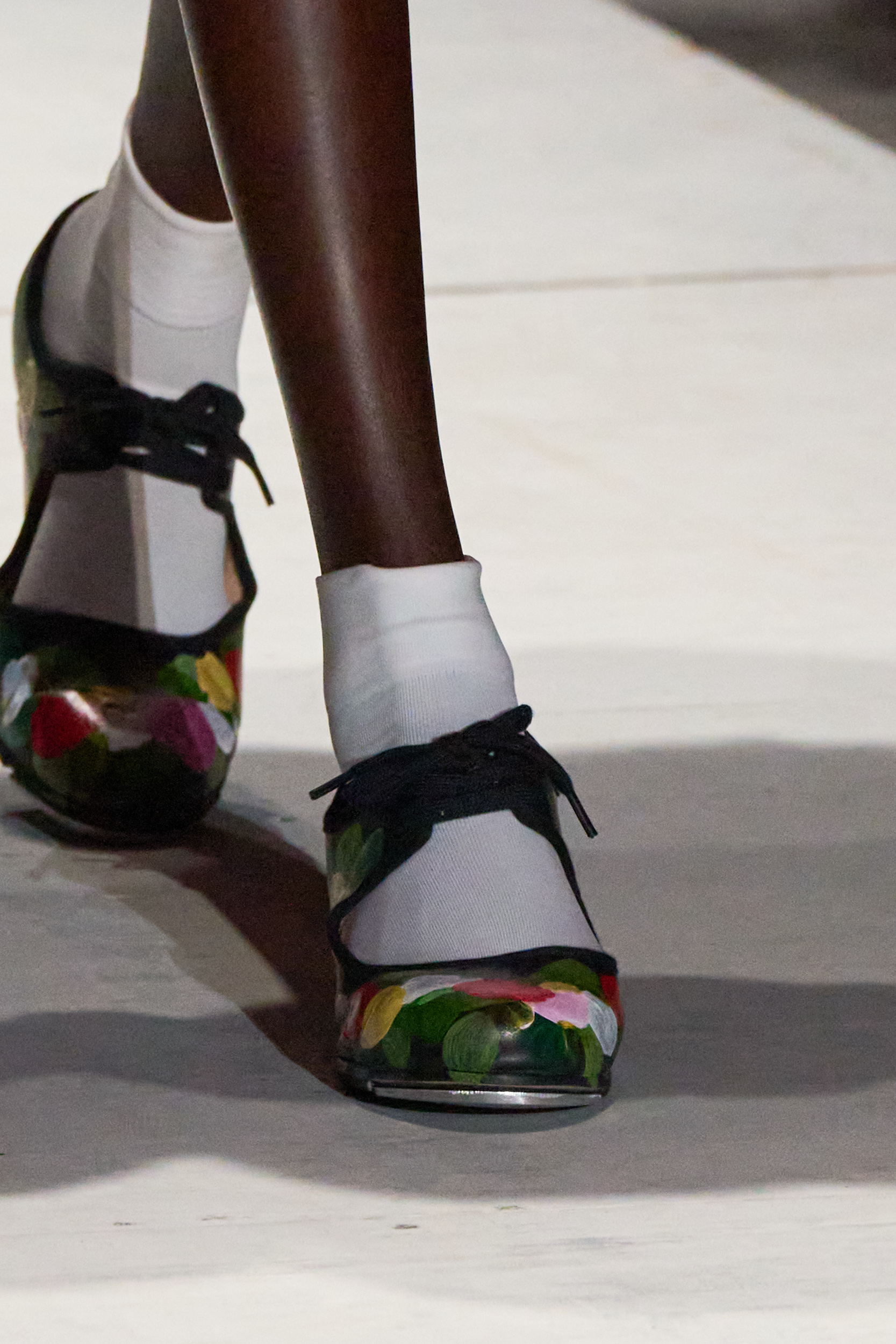 Comme Des Garcons Spring 2025 Fashion Show Details