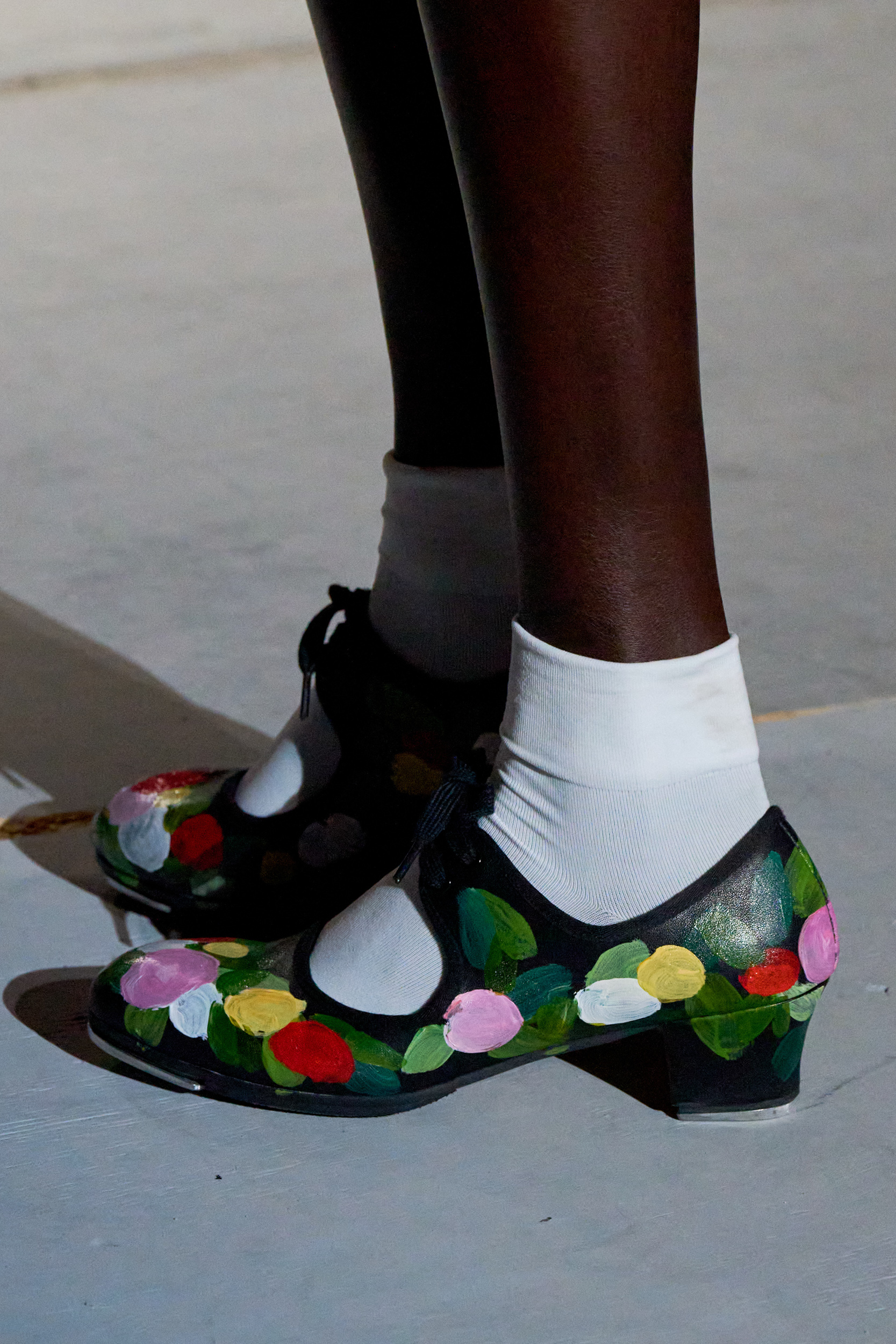 Comme Des Garcons Spring 2025 Fashion Show Details