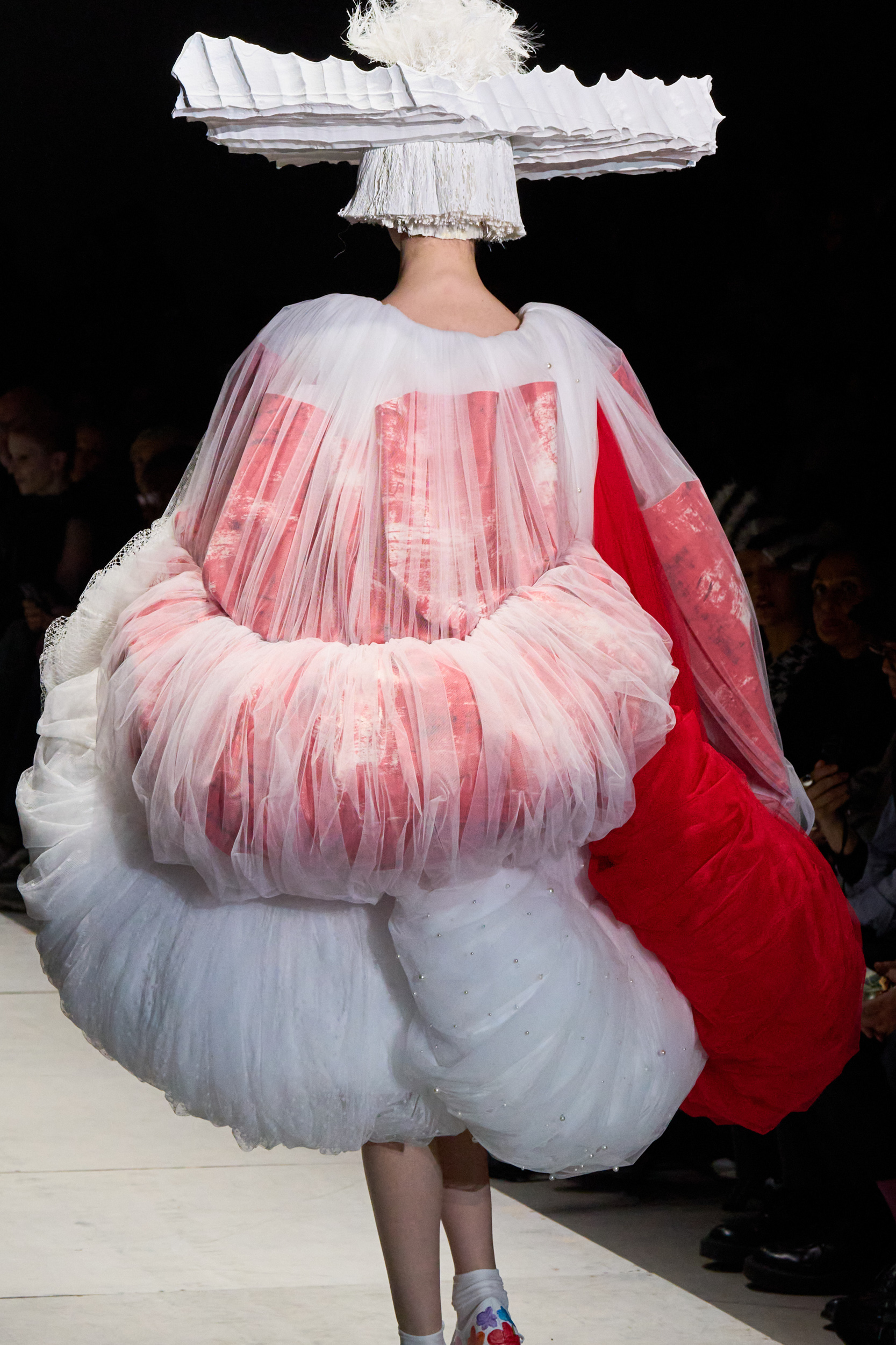 Comme Des Garcons Spring 2025 Fashion Show Details