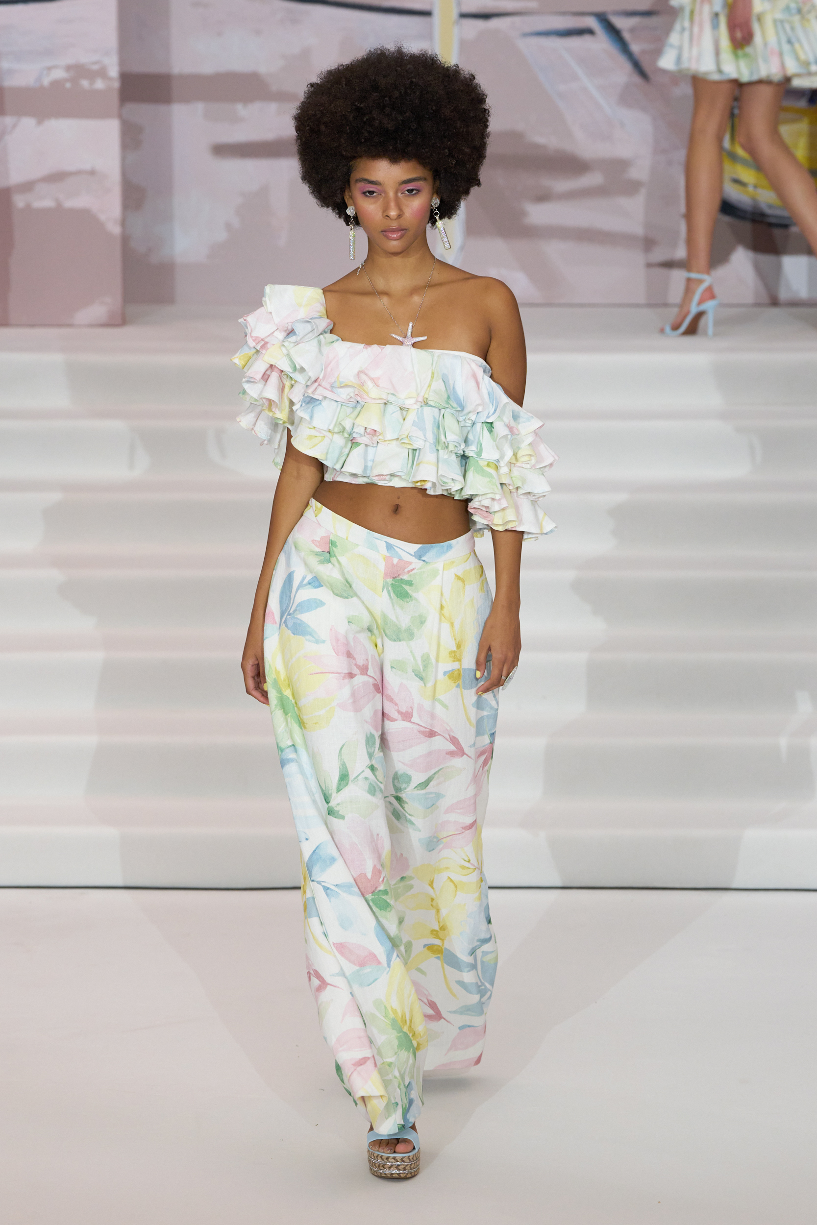 Paul Costelloe Spring 2025 Fashion Show