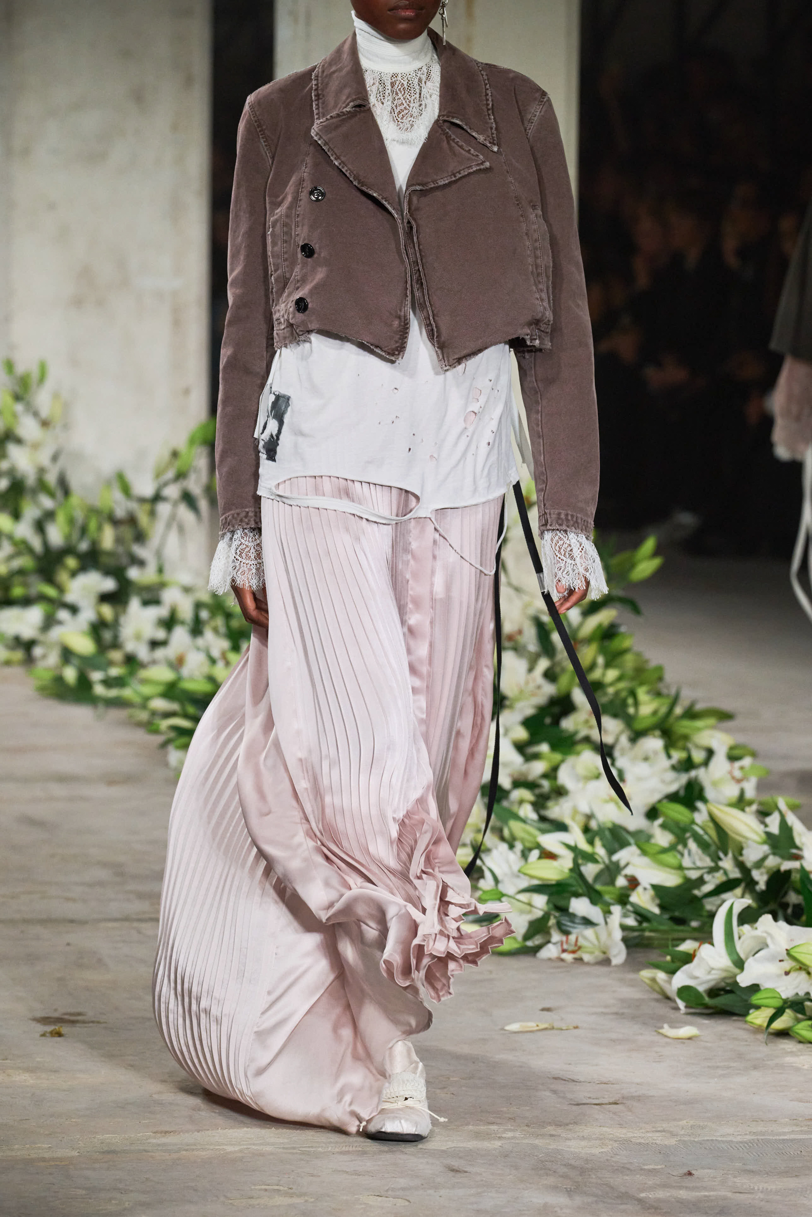 Ann Demeulemeester Spring 2025 Fashion Show Details