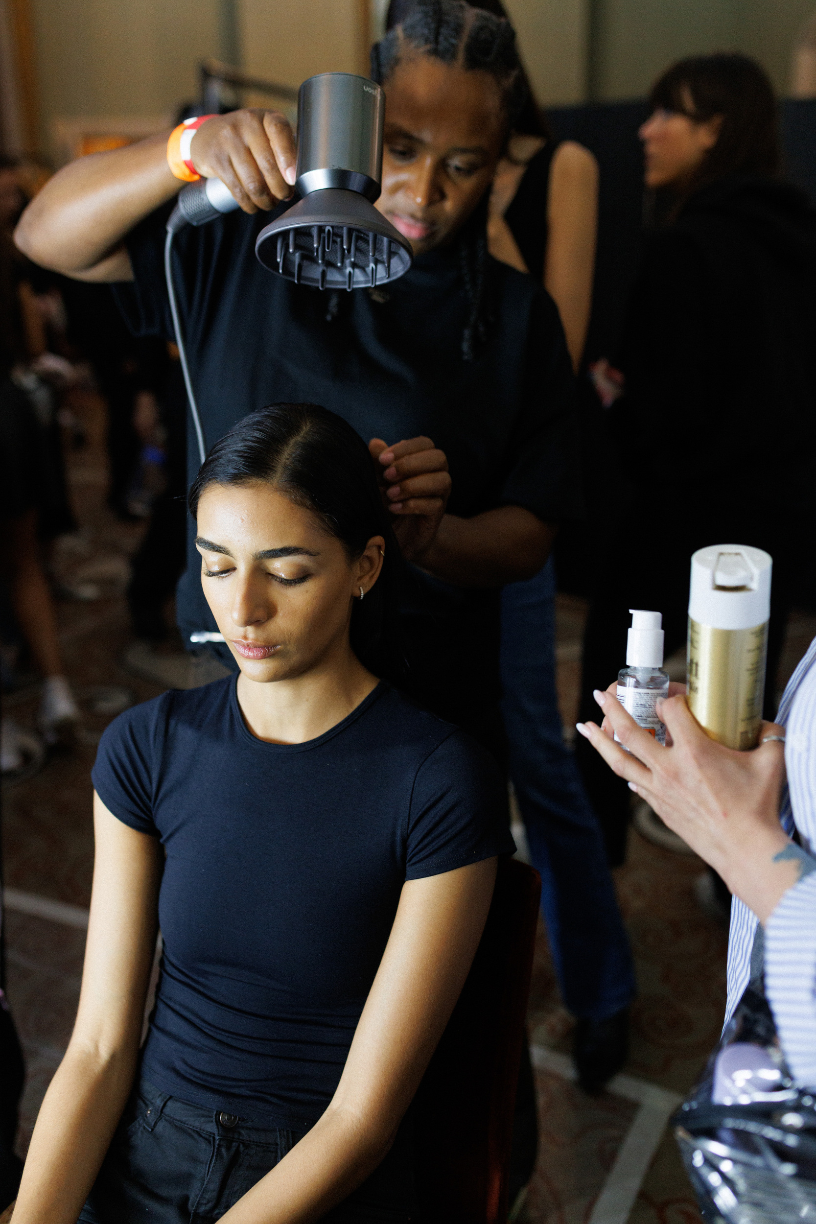 Nensi Dojaka Spring 2025 Fashion Show Backstage