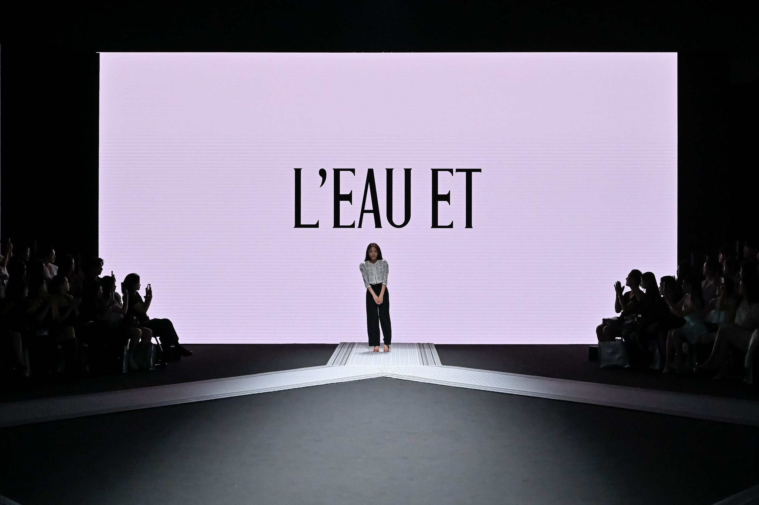 L Eau Et Spring 2025 Fashion Show 