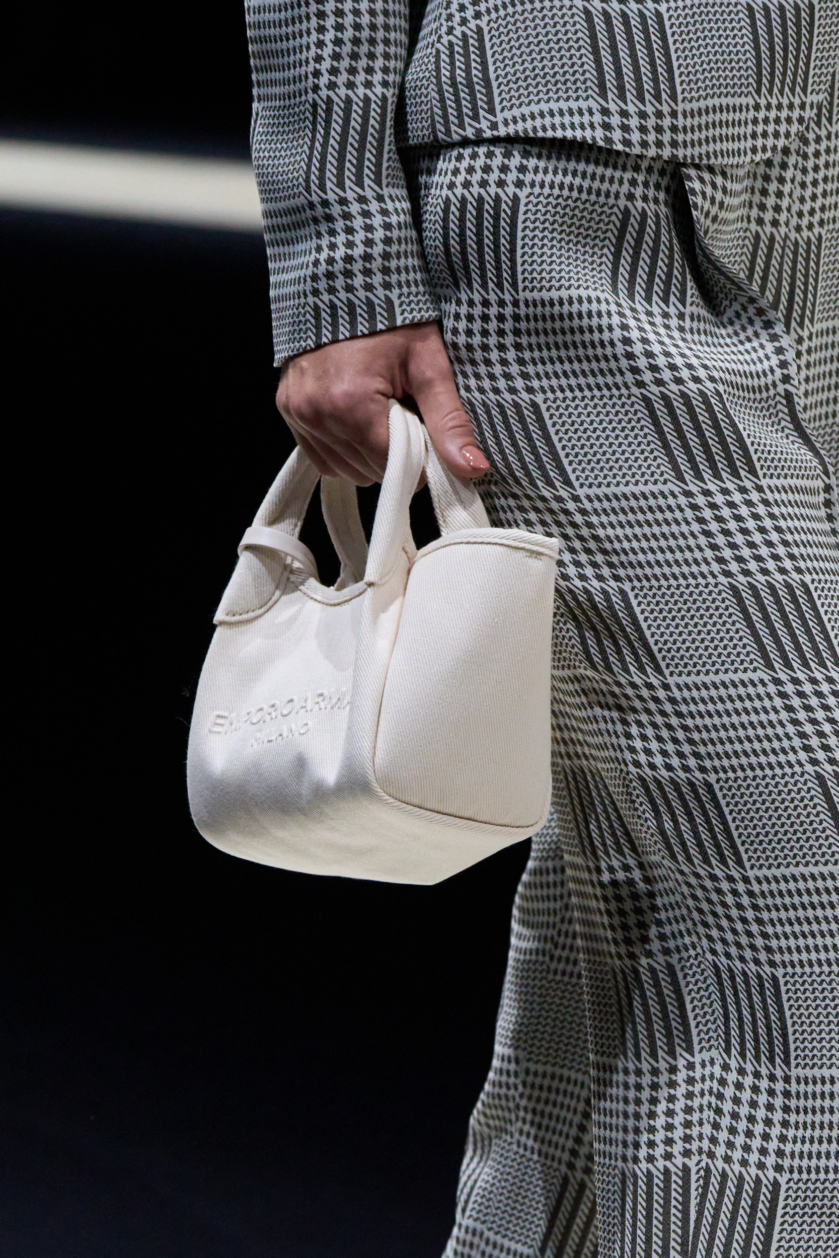 Emporio Armani Spring 2025 Fashion Show Details