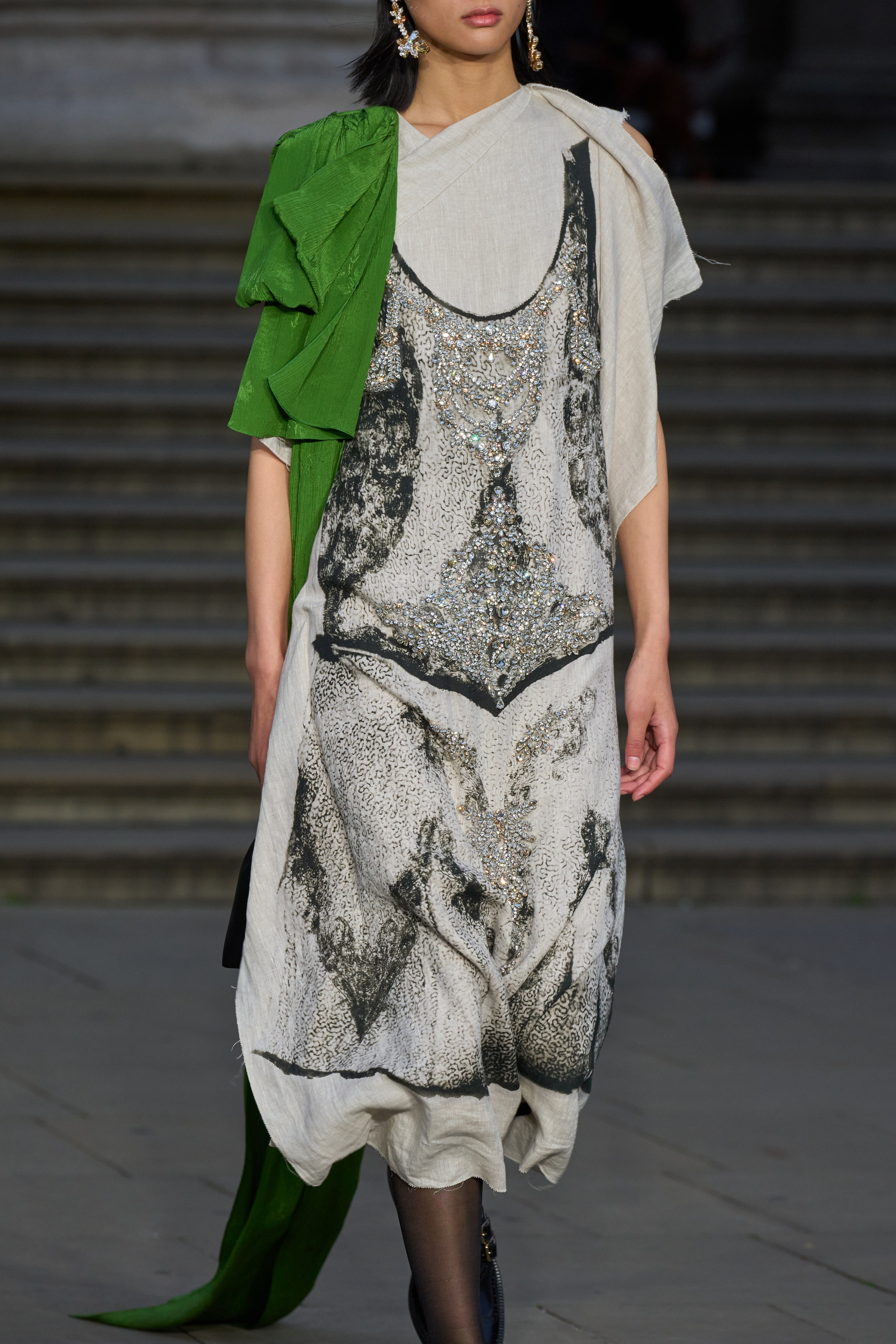 Erdem Spring 2025 Fashion Show Details