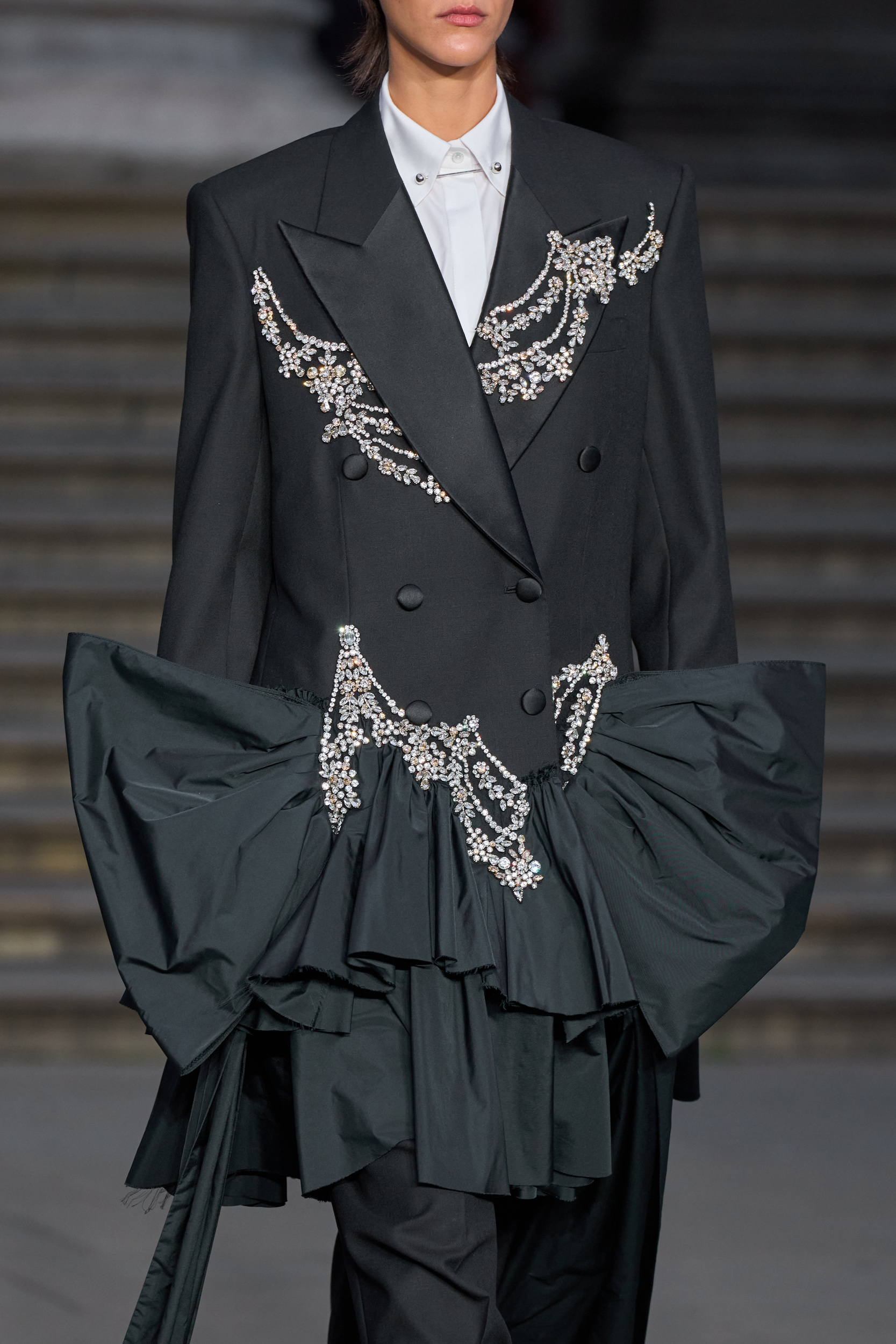 Erdem Spring 2025 Fashion Show Details