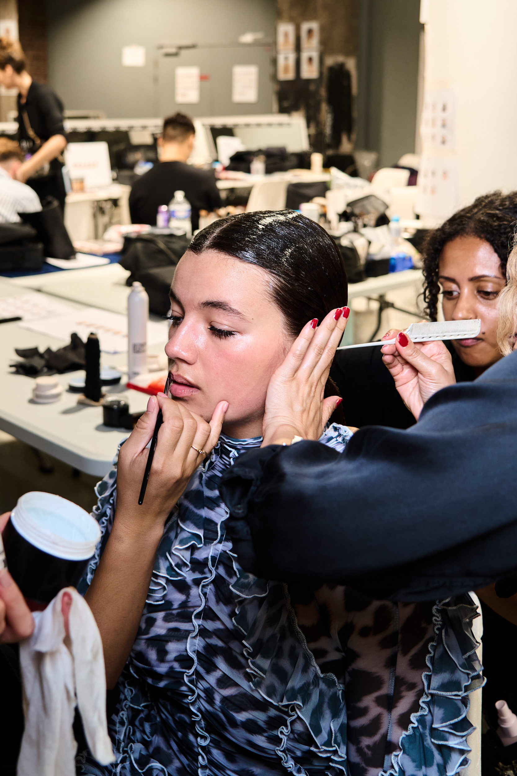 Ester Manas Spring 2025 Fashion Show Backstage