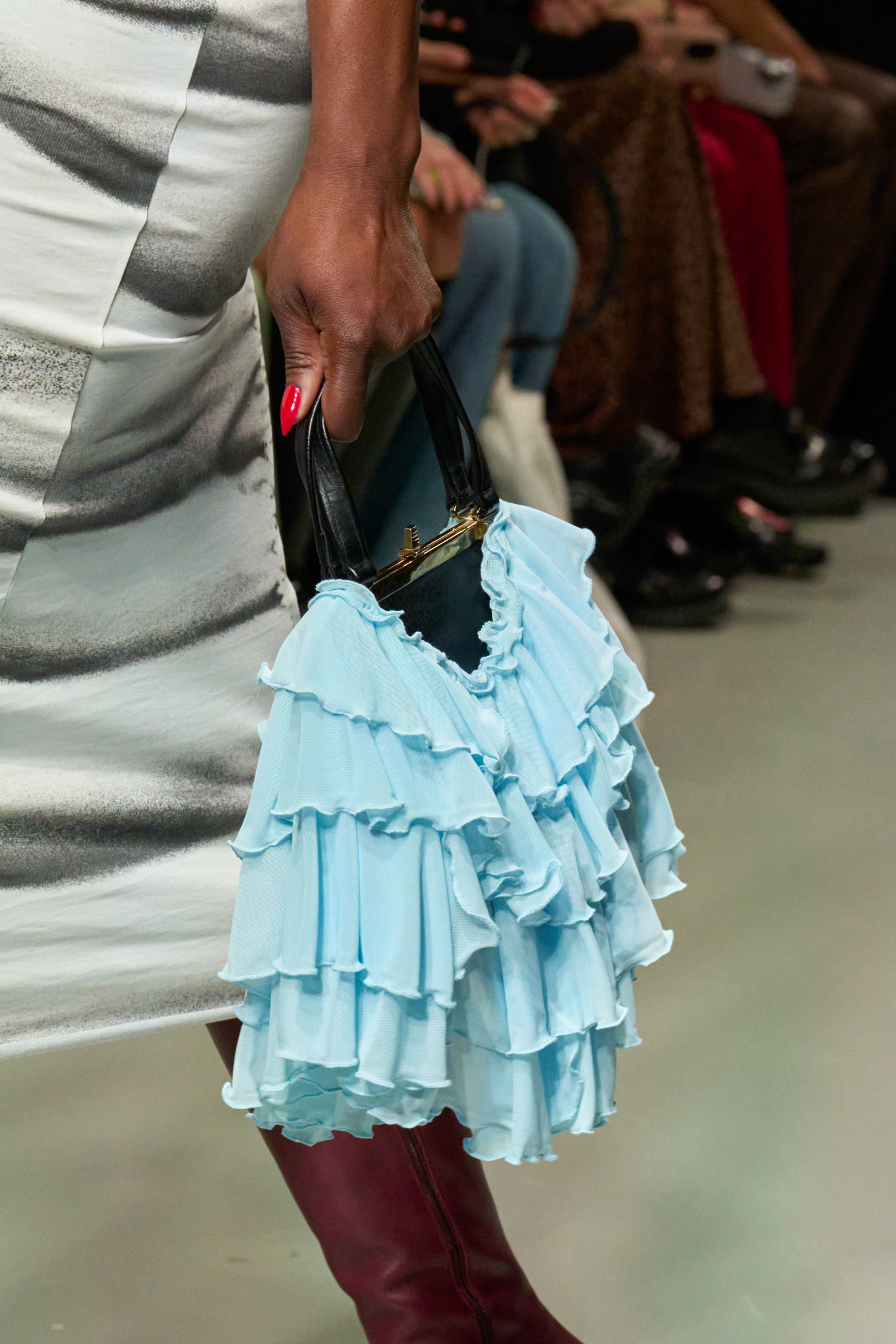 Ester Manas Spring 2025 Fashion Show Details