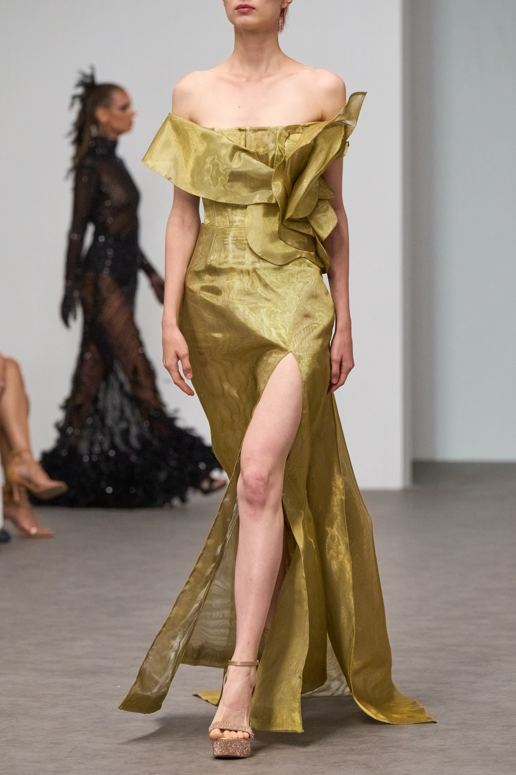 Angelo Estera Spring 2025 Couture Fashion Show Details