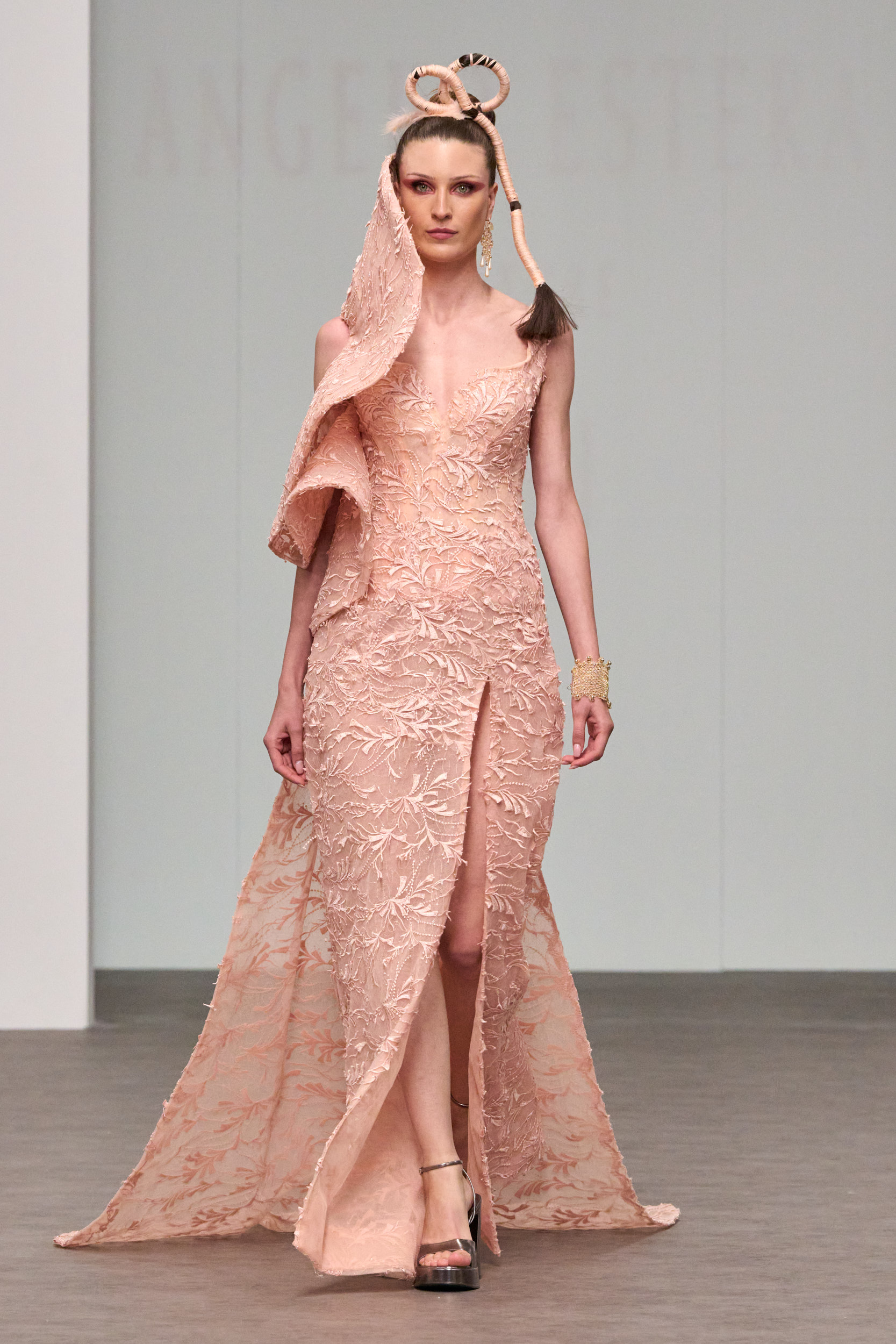 Angelo Estera Spring 2025 Couture Fashion Show 