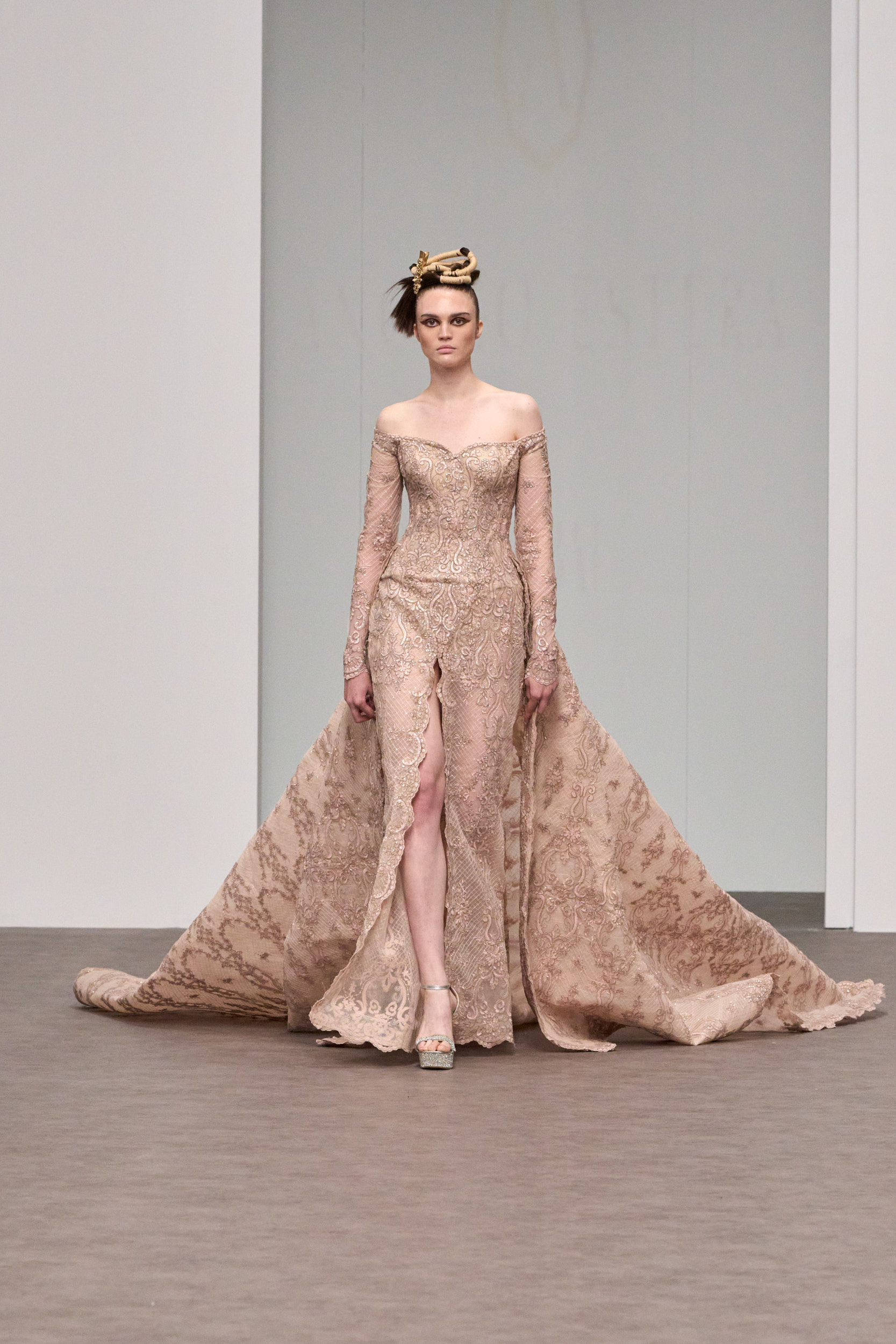 Angelo Estera Spring 2025 Couture Fashion Show 