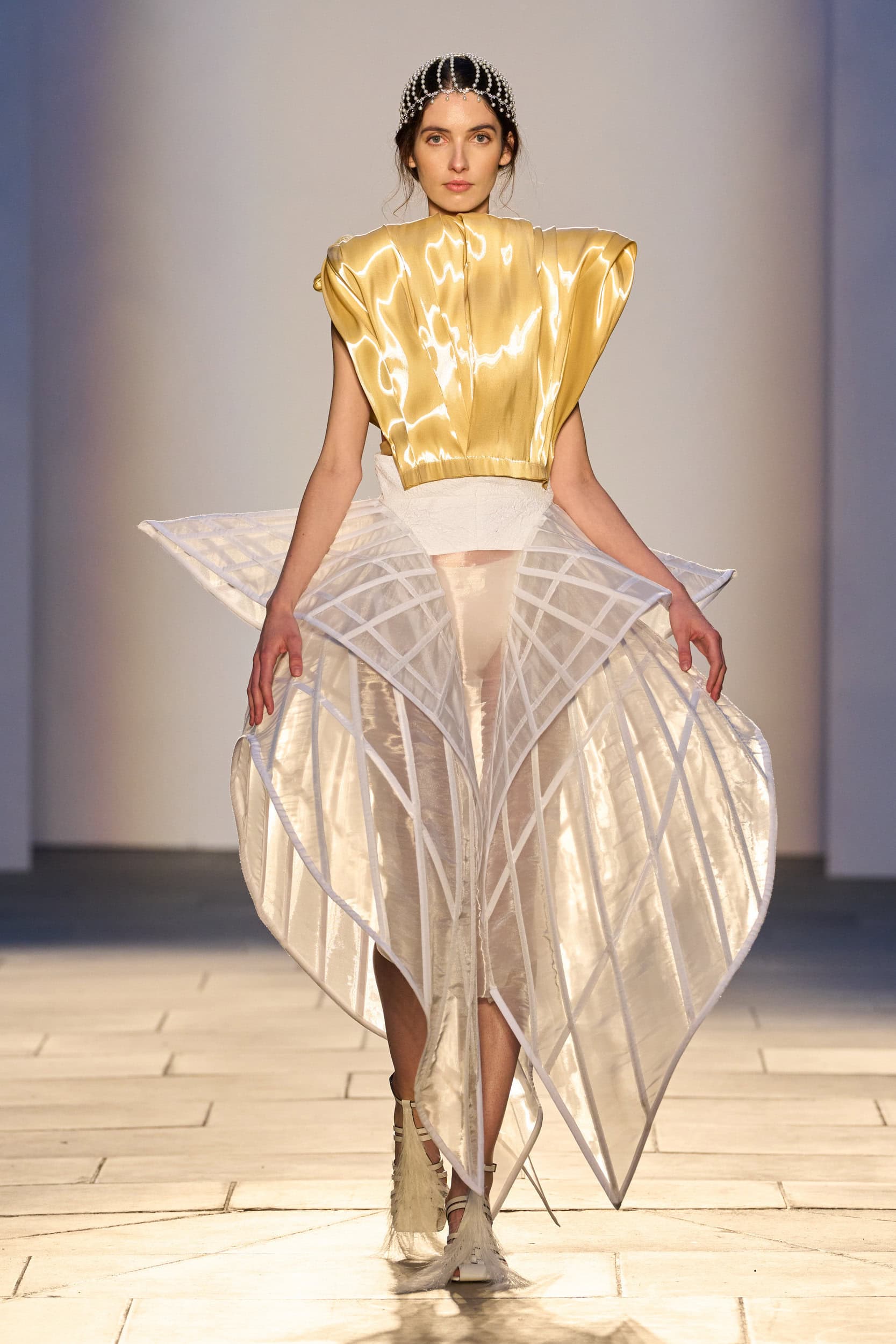 Luisa Et La Luna Spring 2025 Fashion Show