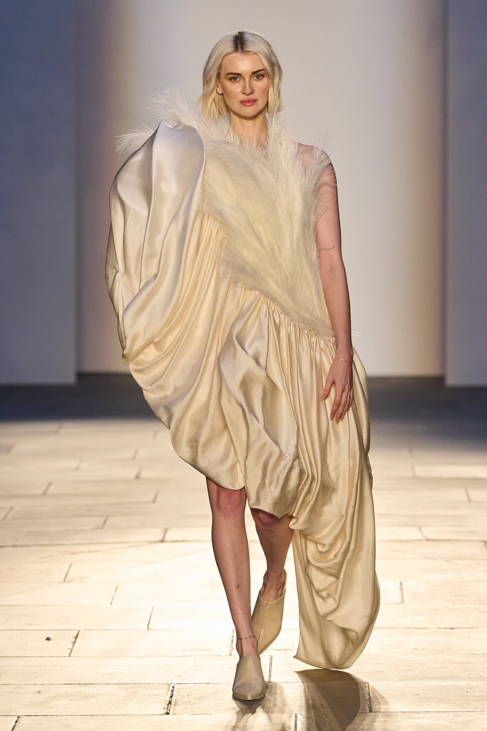 Luisa Et La Luna Spring 2025 Fashion Show