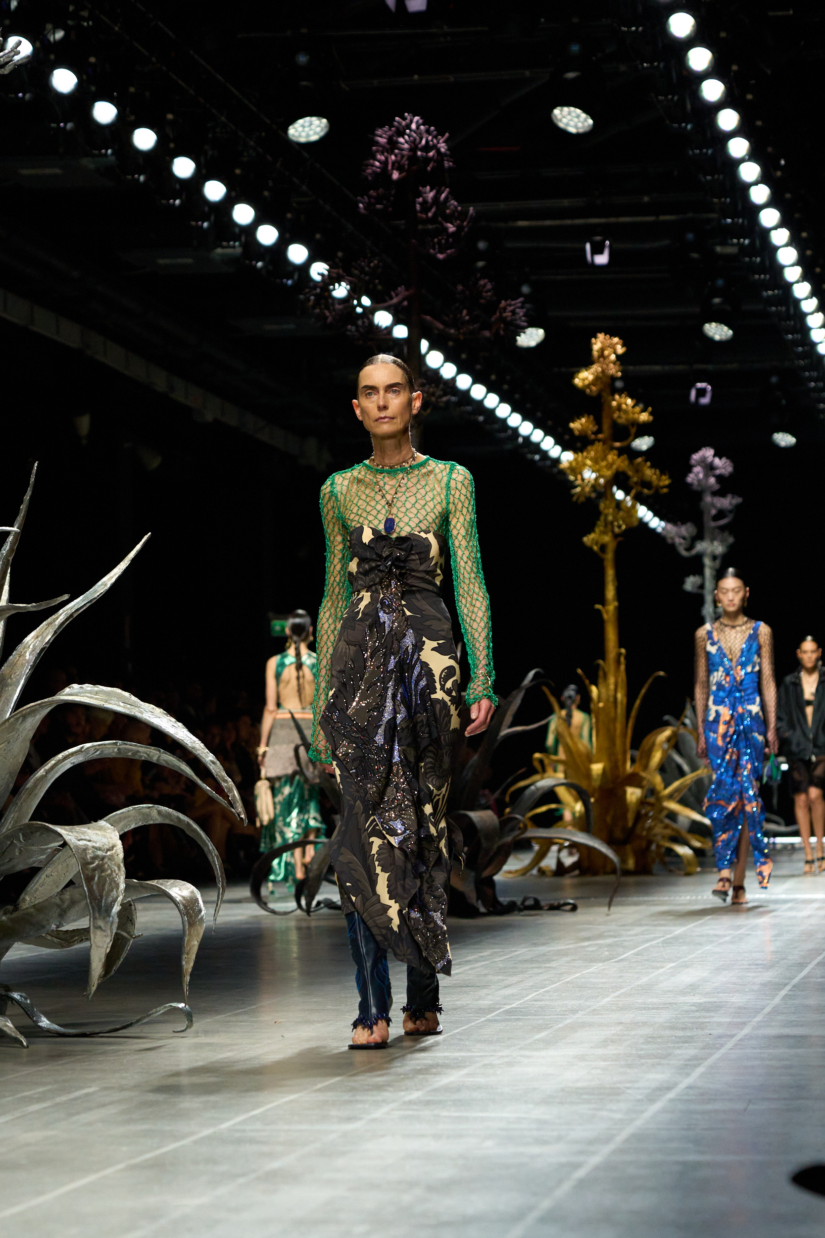 Etro Spring 2025 Fashion Show Atmosphere