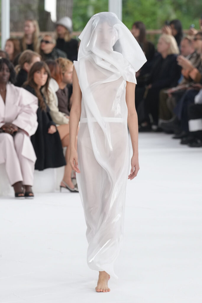 Issey Miyake Spring 2025 Fashion Show