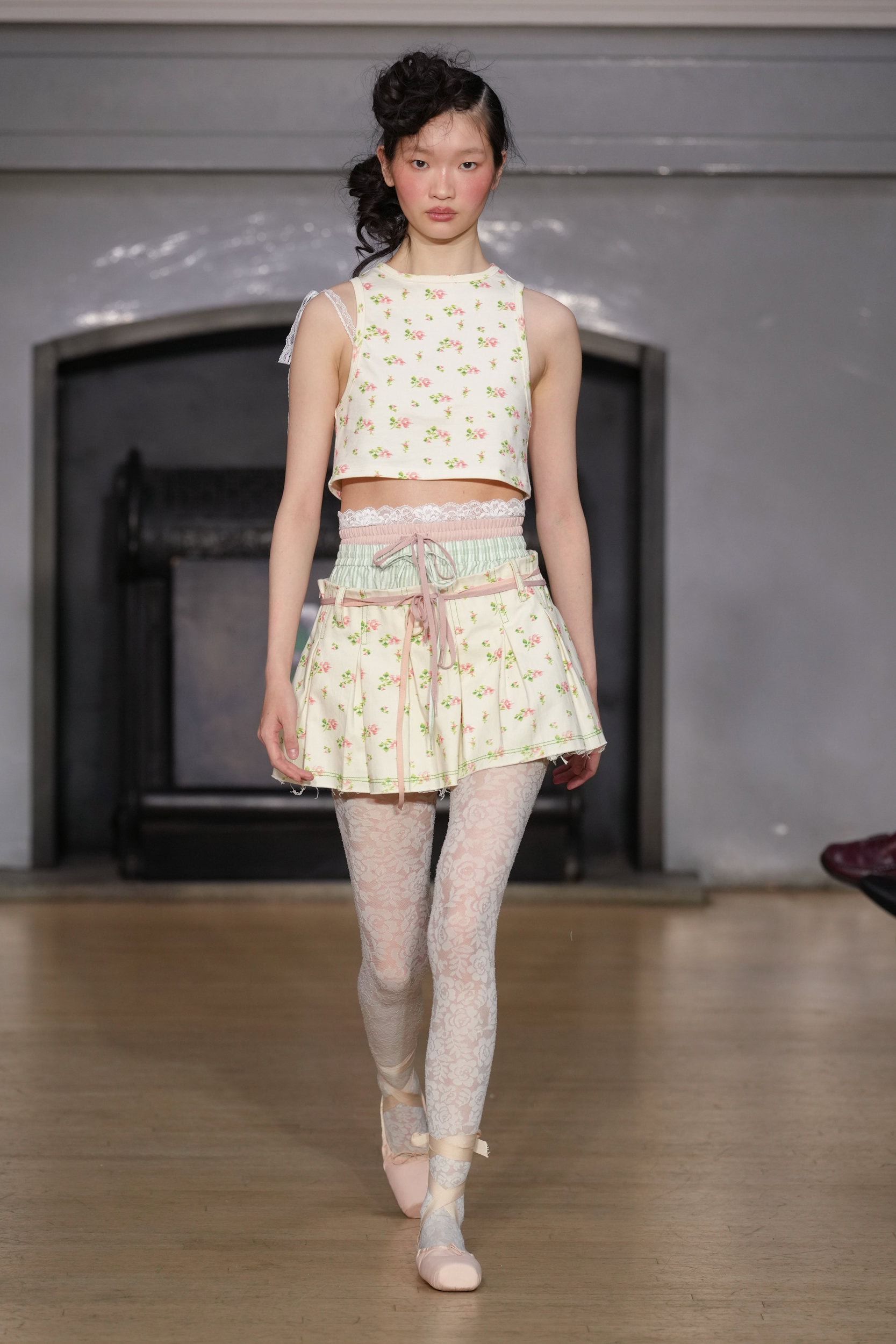 Yuhan Wang Spring 2025 Fashion Show