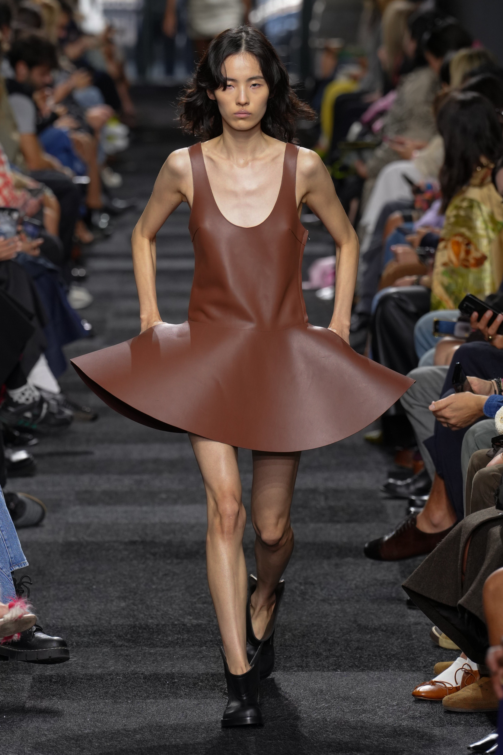 Jw Anderson Spring 2025 Fashion Show