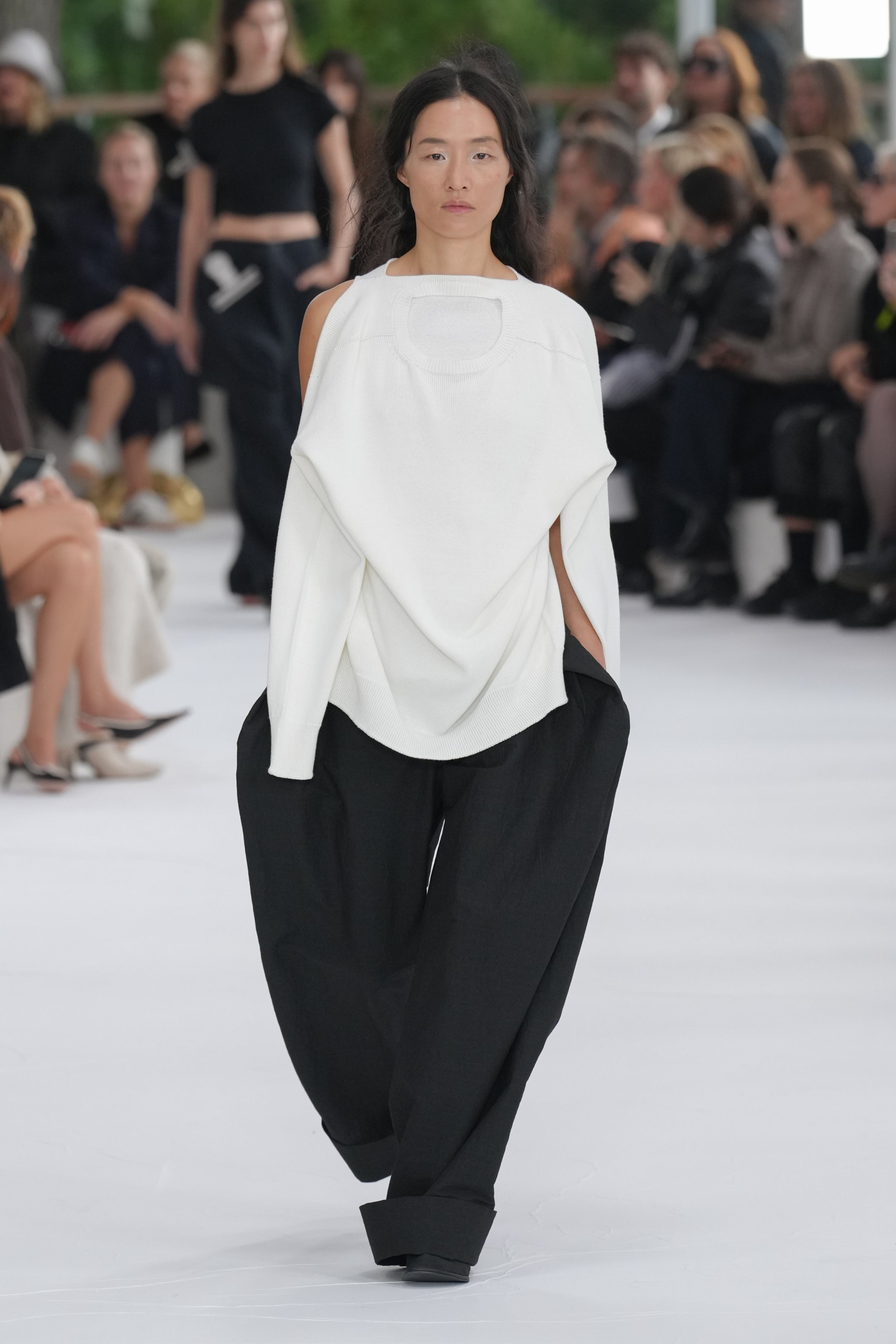 Issey Miyake Spring 2025 Fashion Show