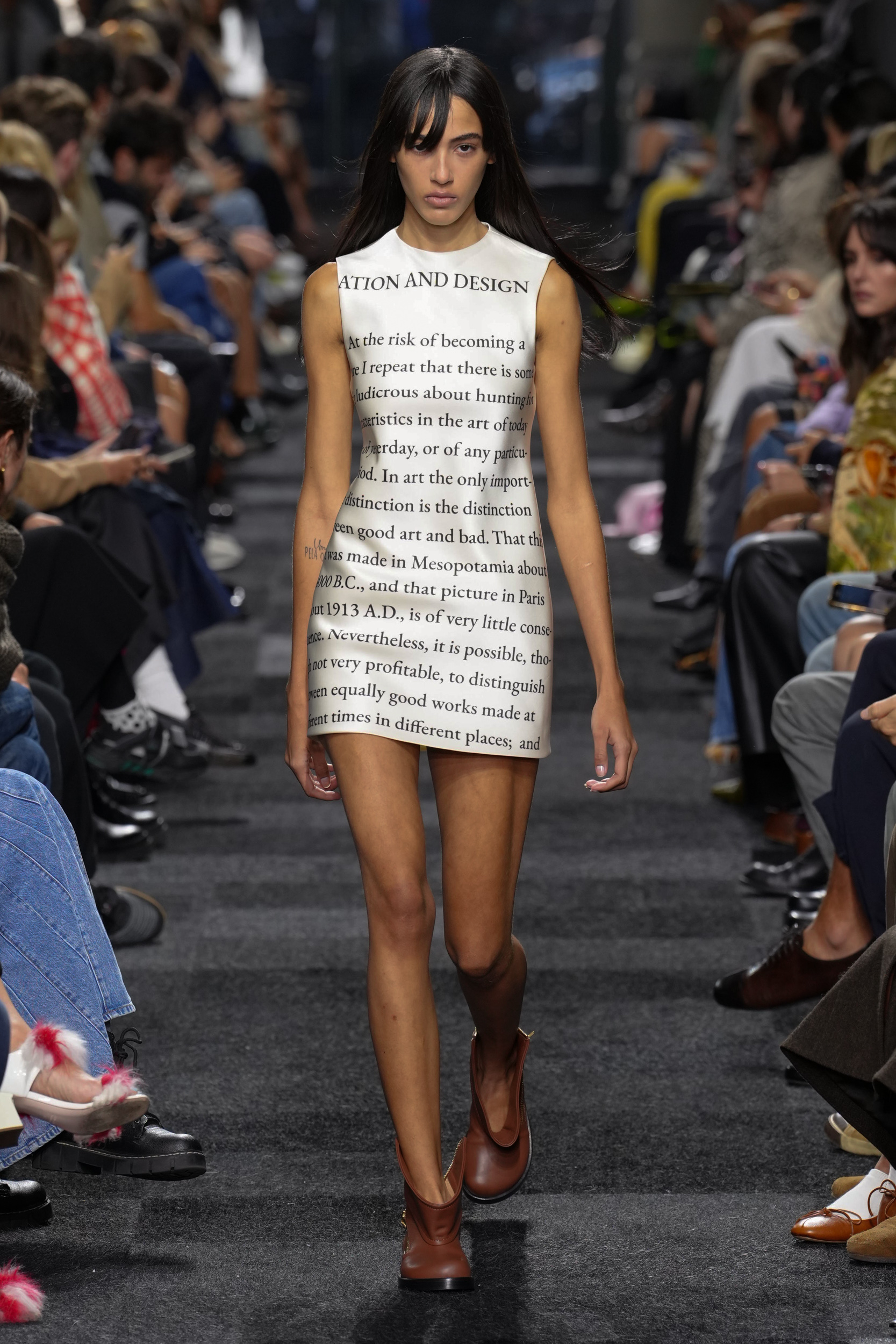 Jw Anderson Spring 2025 Fashion Show