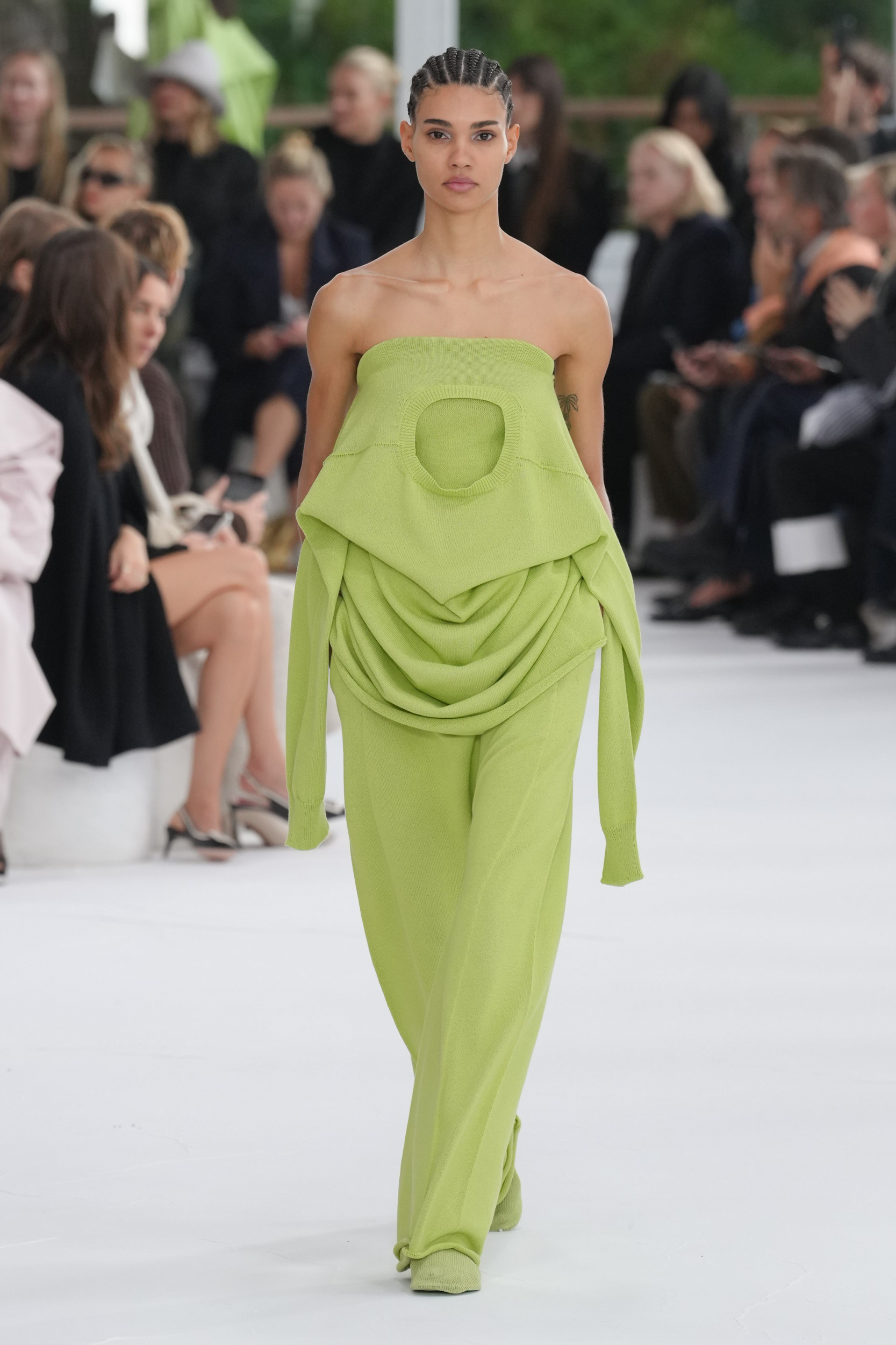 Issey Miyake Spring 2025 Fashion Show