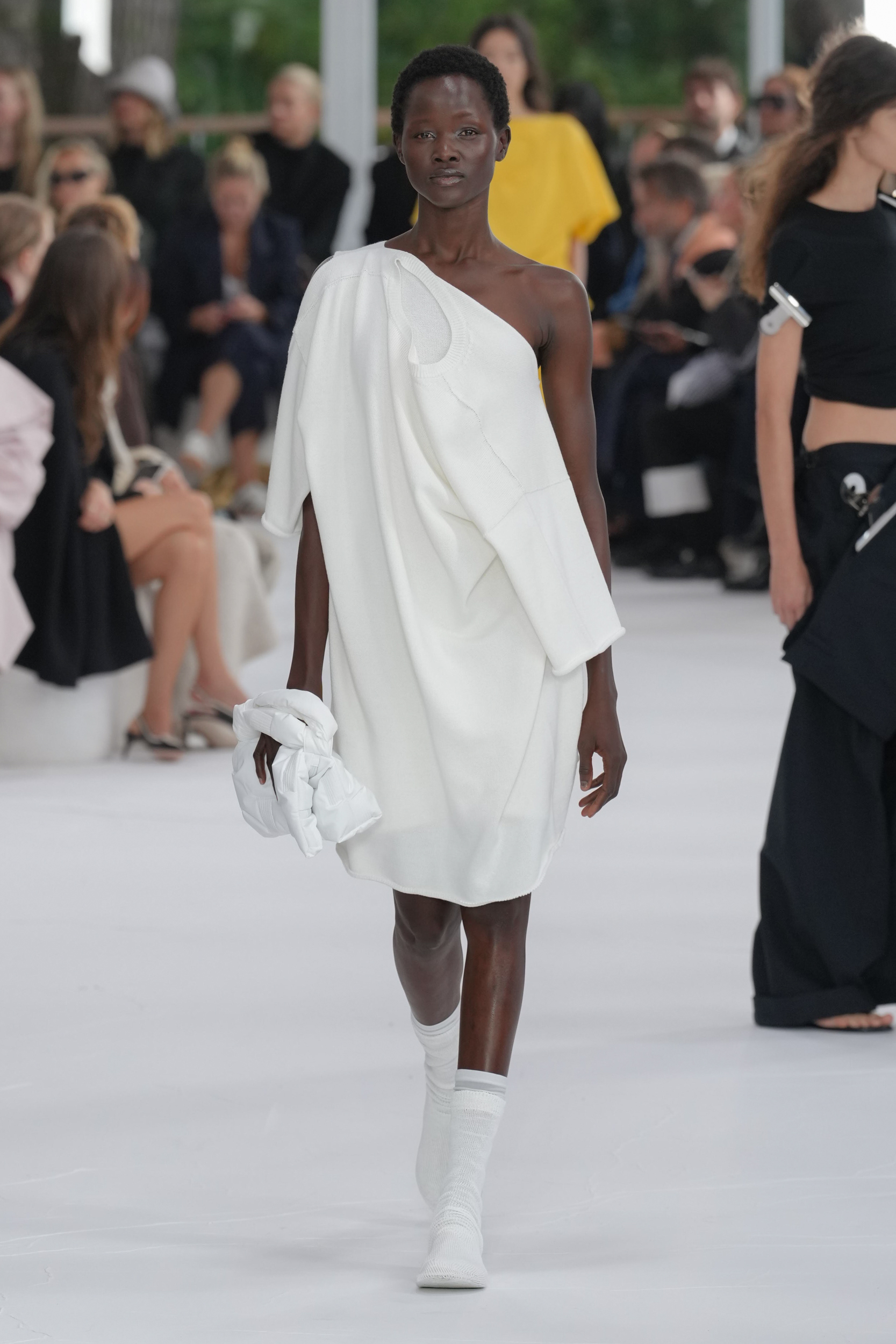 Issey Miyake Spring 2025 Fashion Show