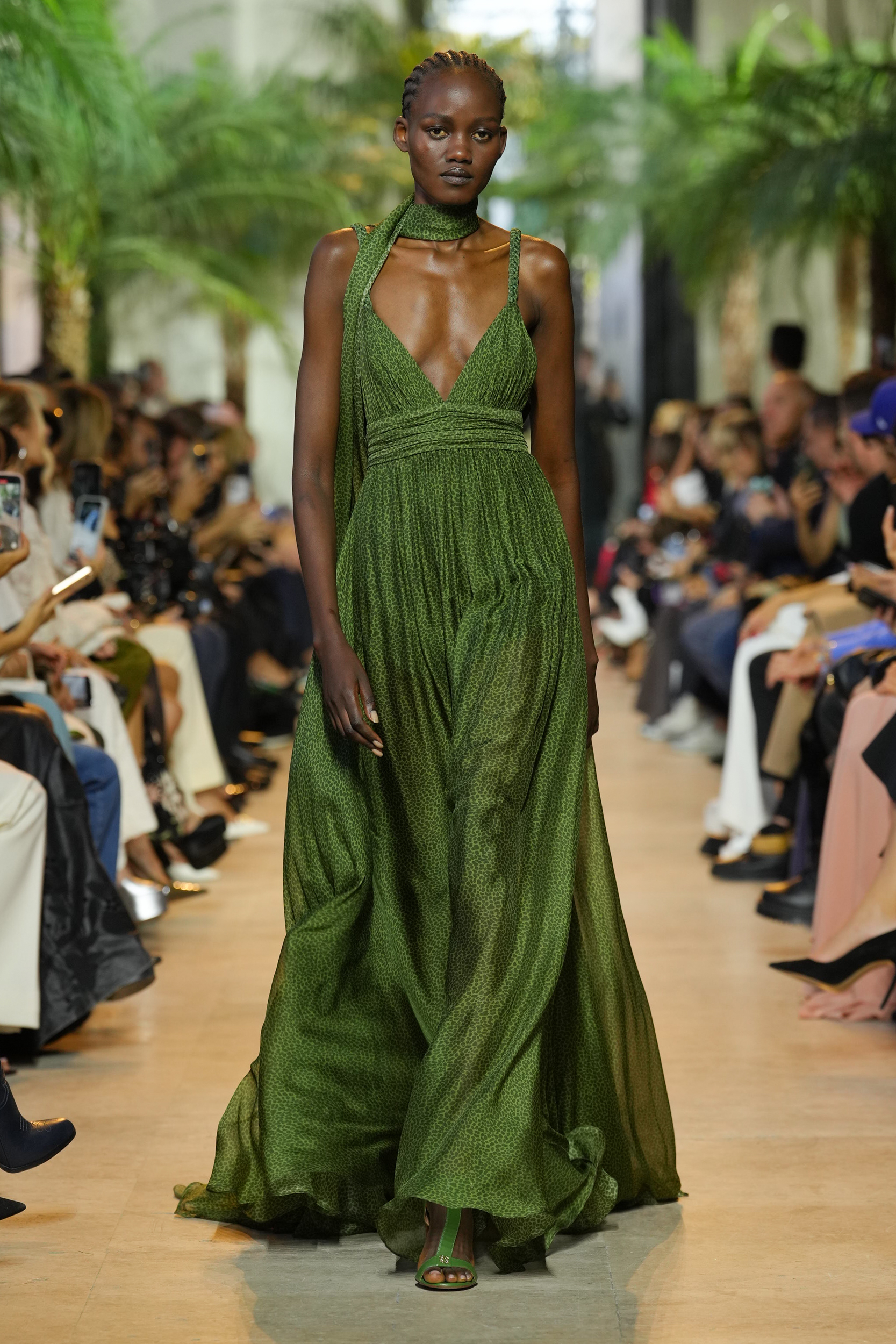 Elie Saab Spring 2025 Fashion Show