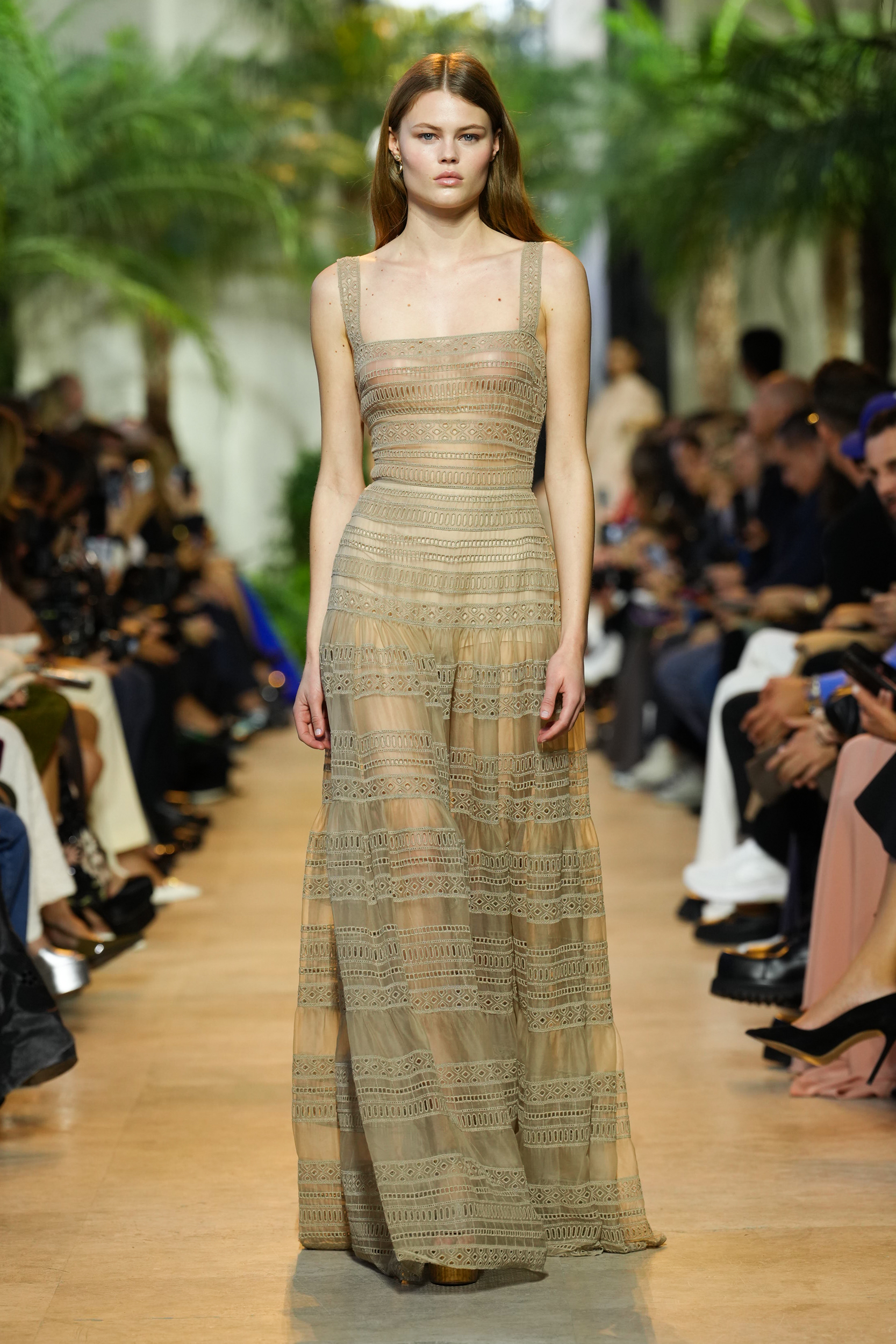 Elie Saab Spring 2025 Fashion Show