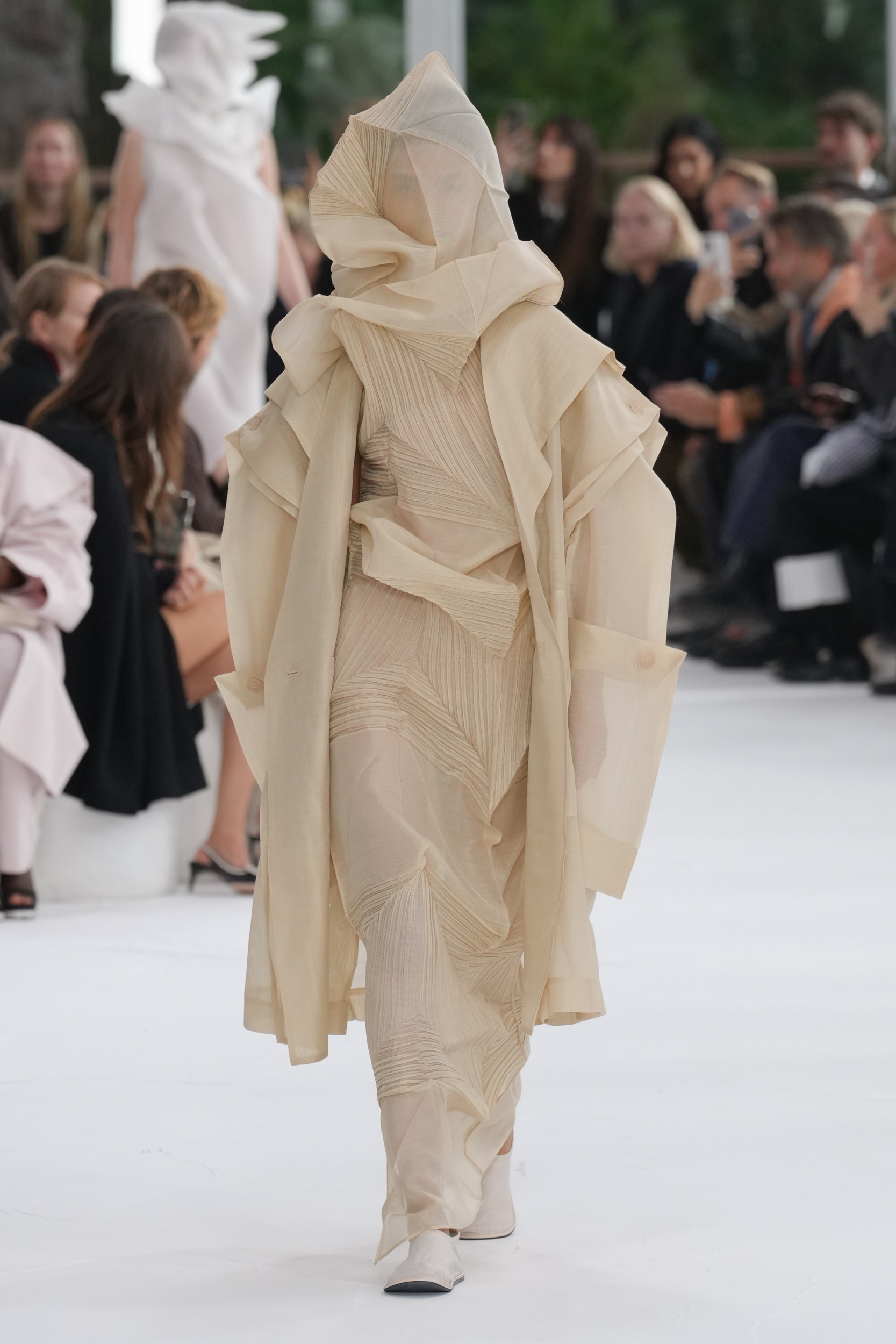 Issey Miyake Spring 2025 Fashion Show