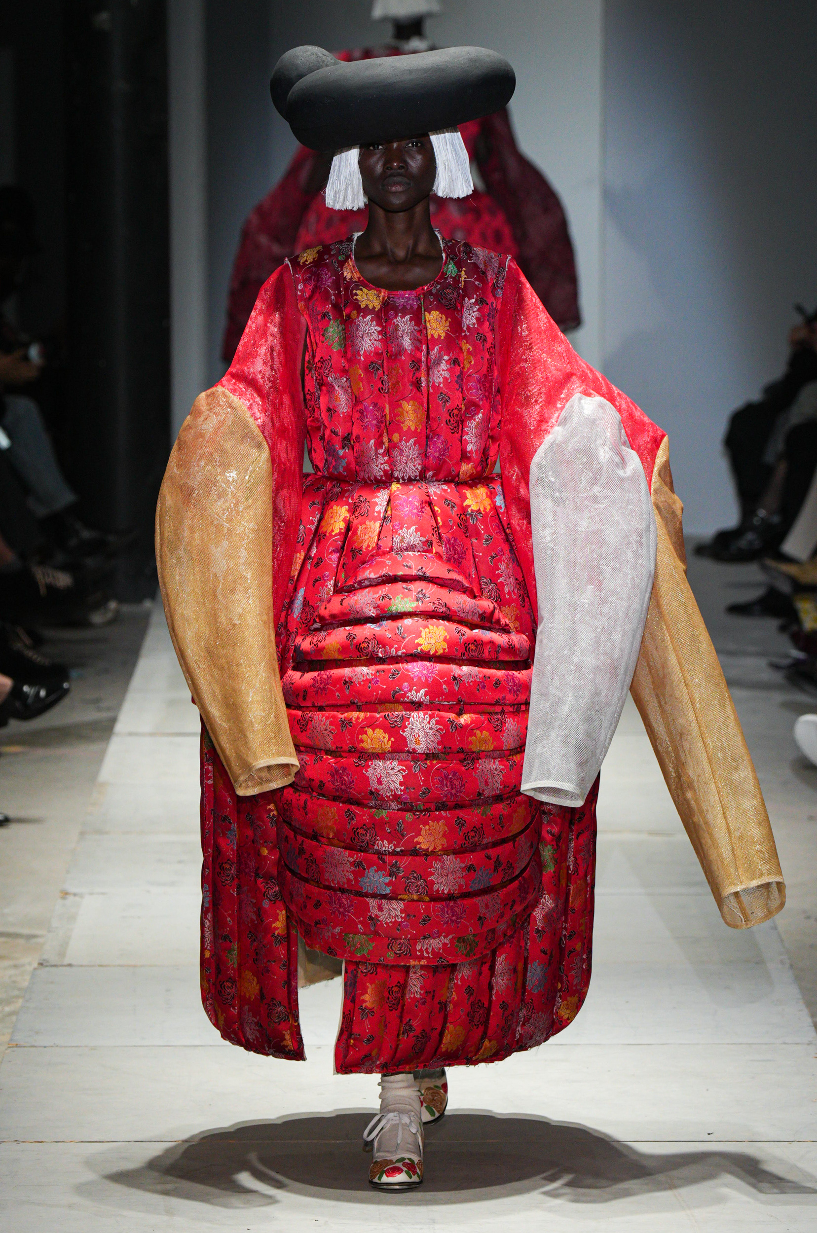 Comme Des Garcons Spring 2025 Fashion Show