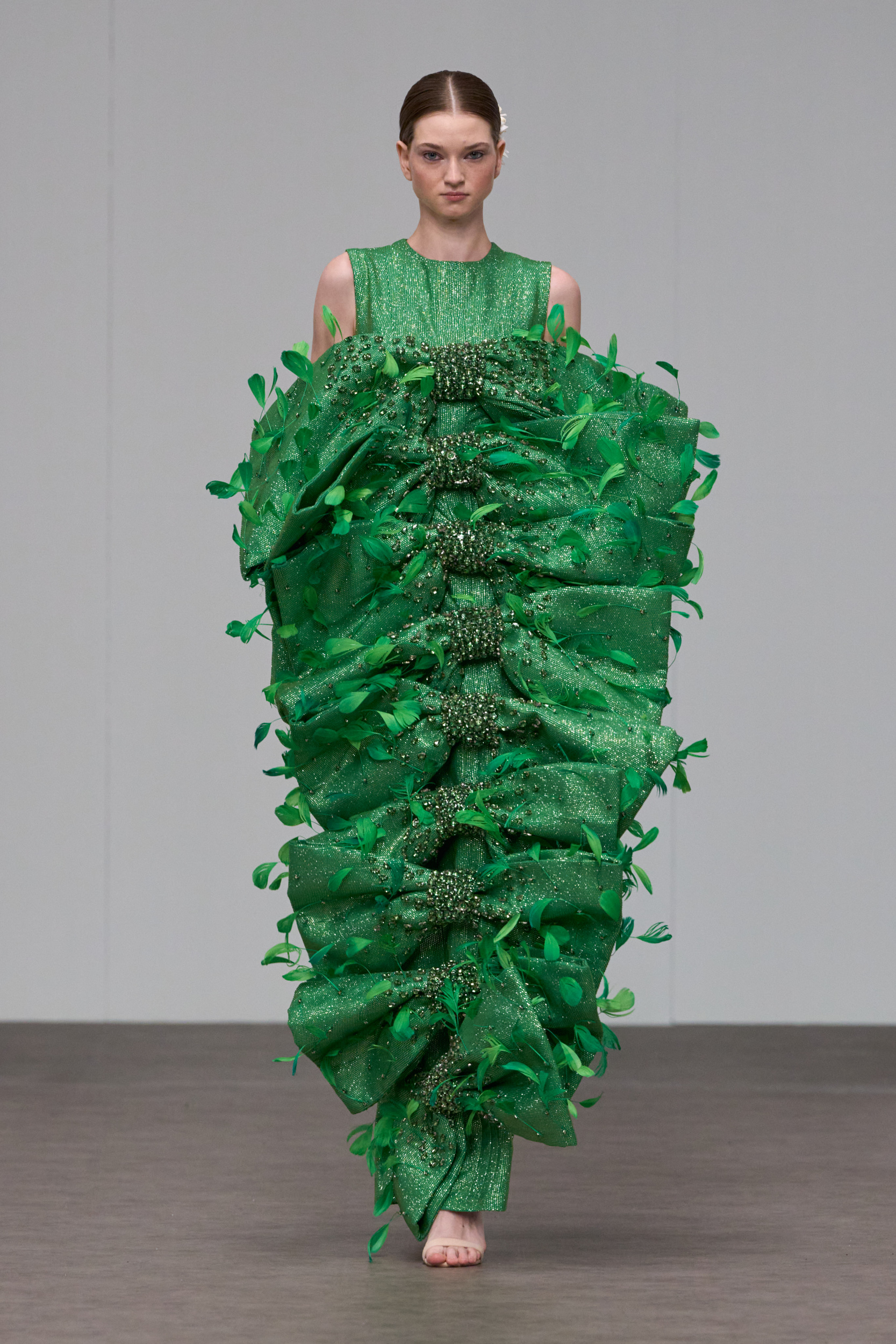 Itrh Spring 2025 Couture Fashion Show 