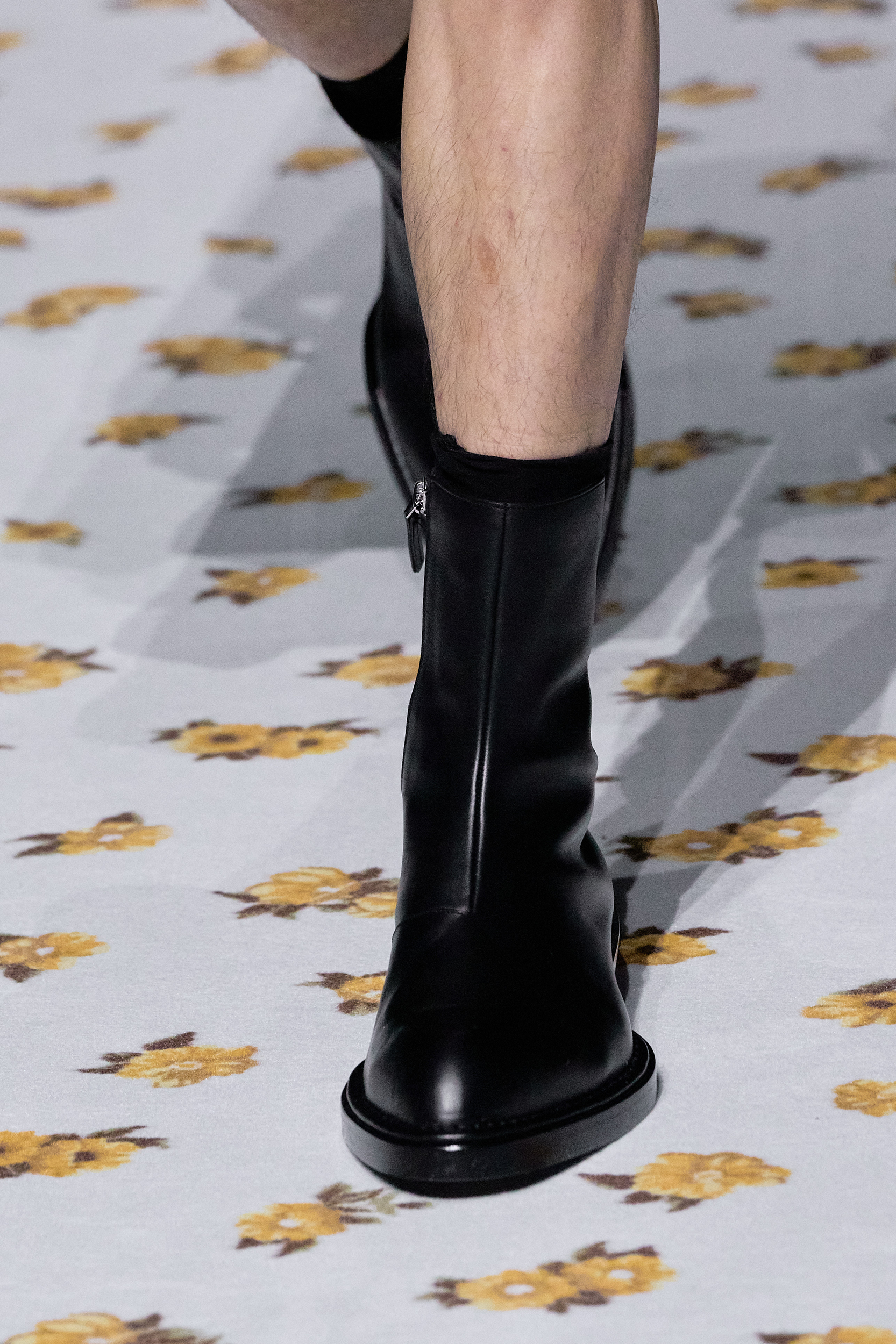 Jil Sander Spring 2025 Fashion Show Details