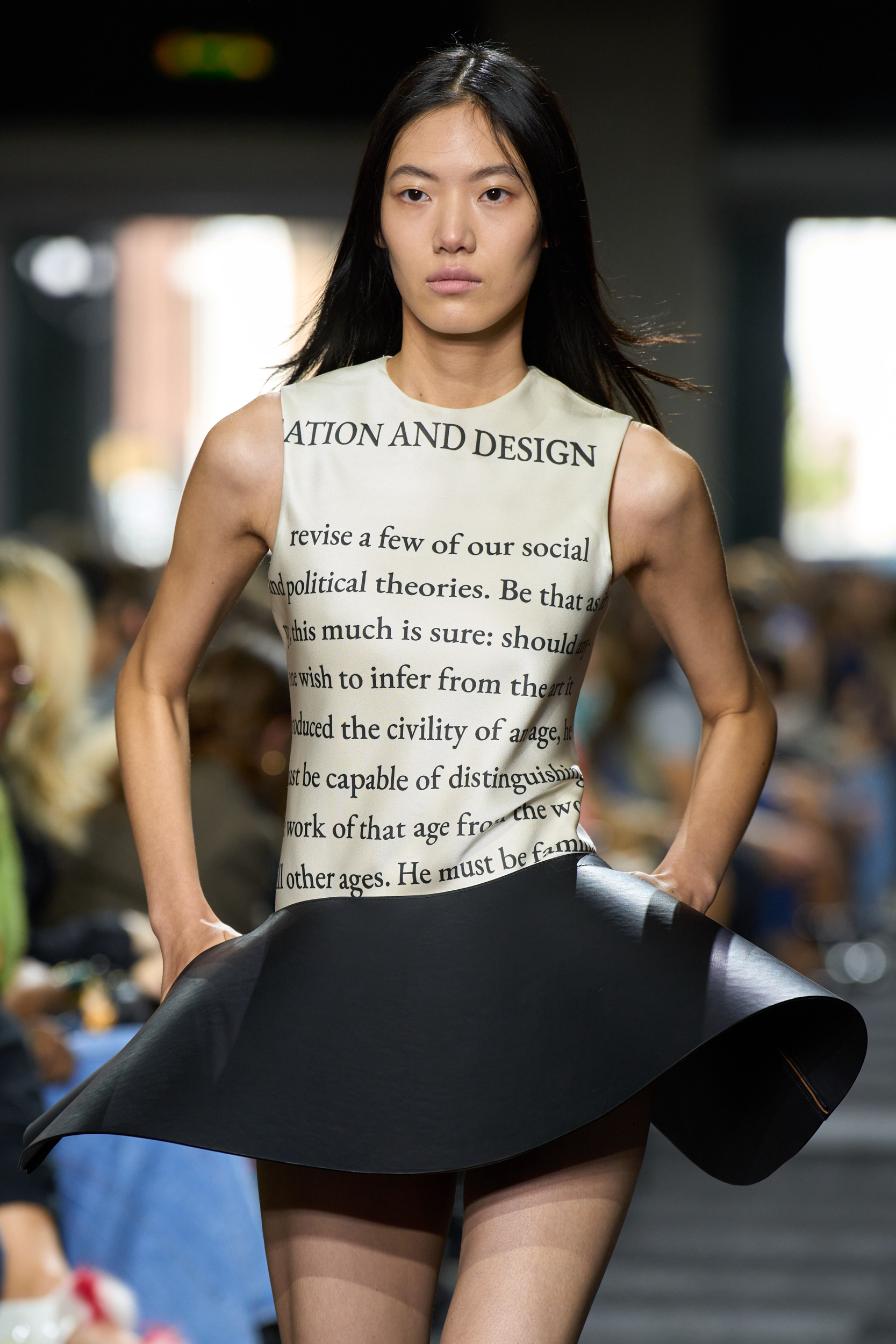 Jw Anderson Spring 2025 Fashion Show Details