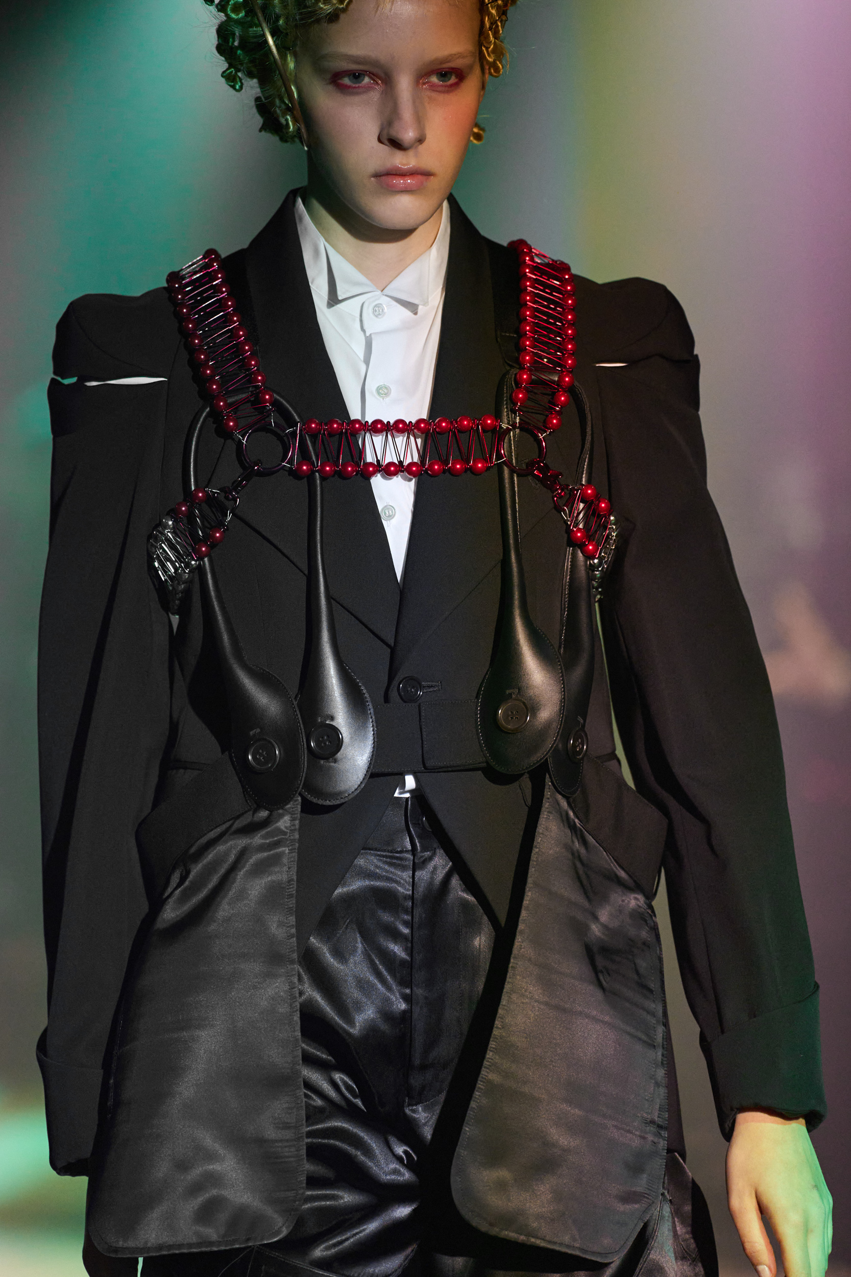 Noir Kei Ninomiya Spring 2025 Fashion Show Details