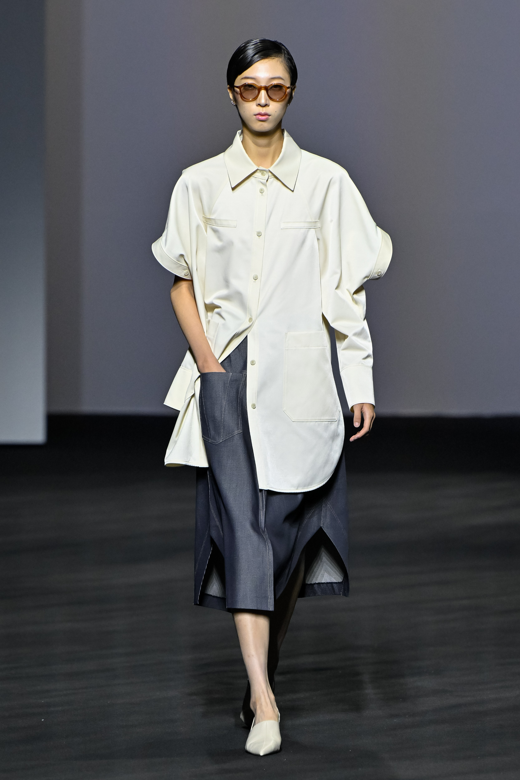 Kumann Yoo Hye Jin Spring 2025 Fashion Show 