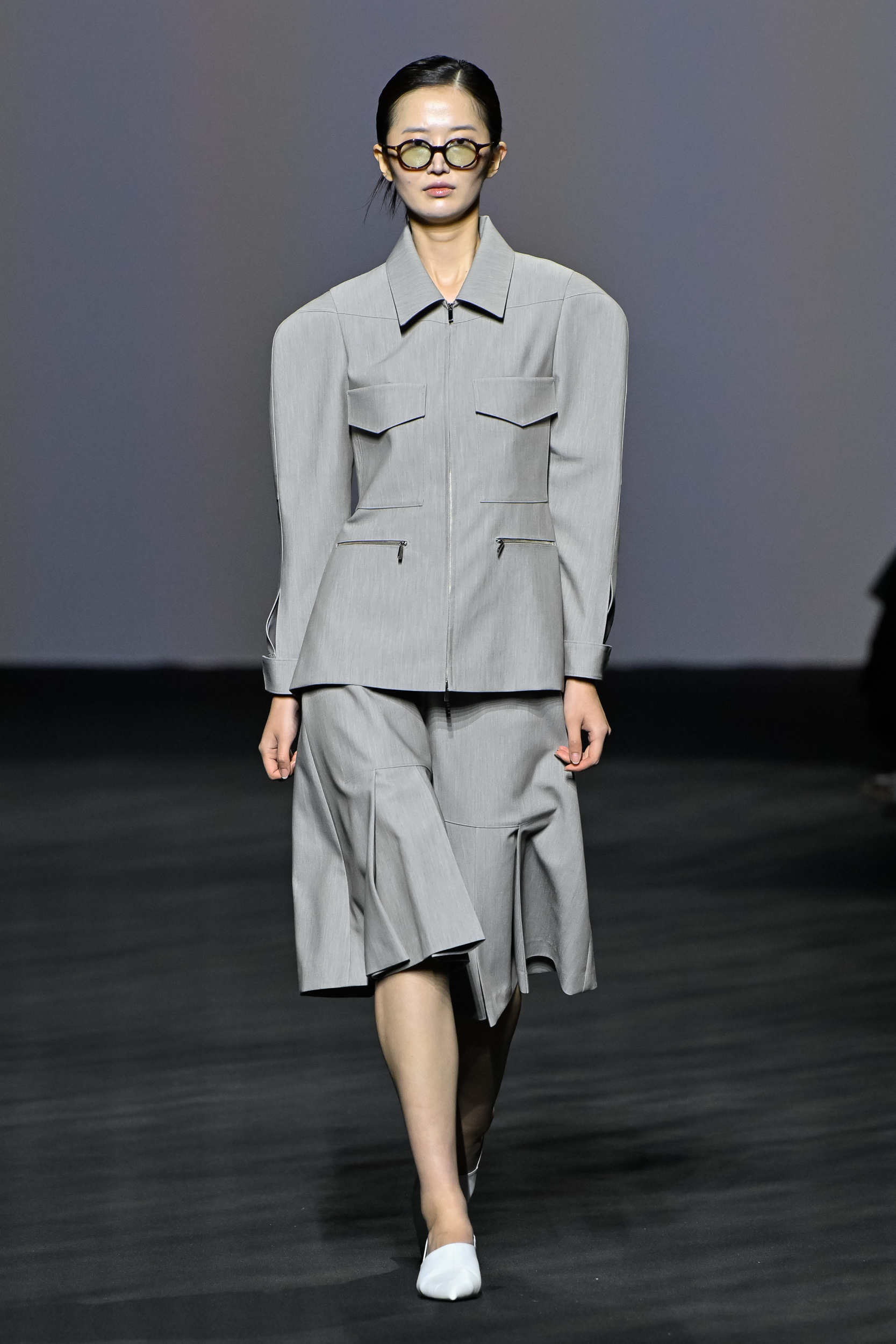 Kumann Yoo Hye Jin Spring 2025 Fashion Show 