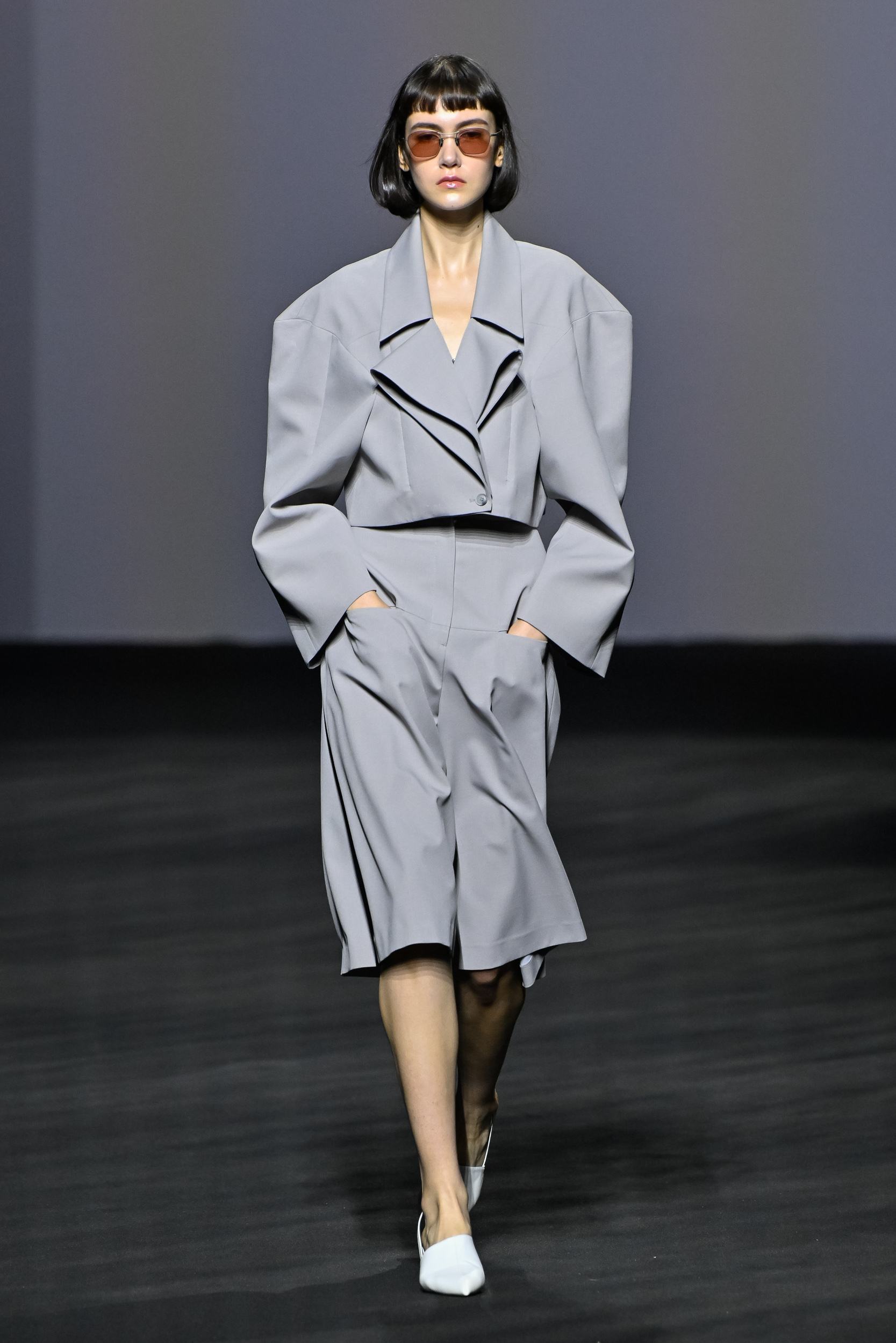 Kumann Yoo Hye Jin Spring 2025 Fashion Show 