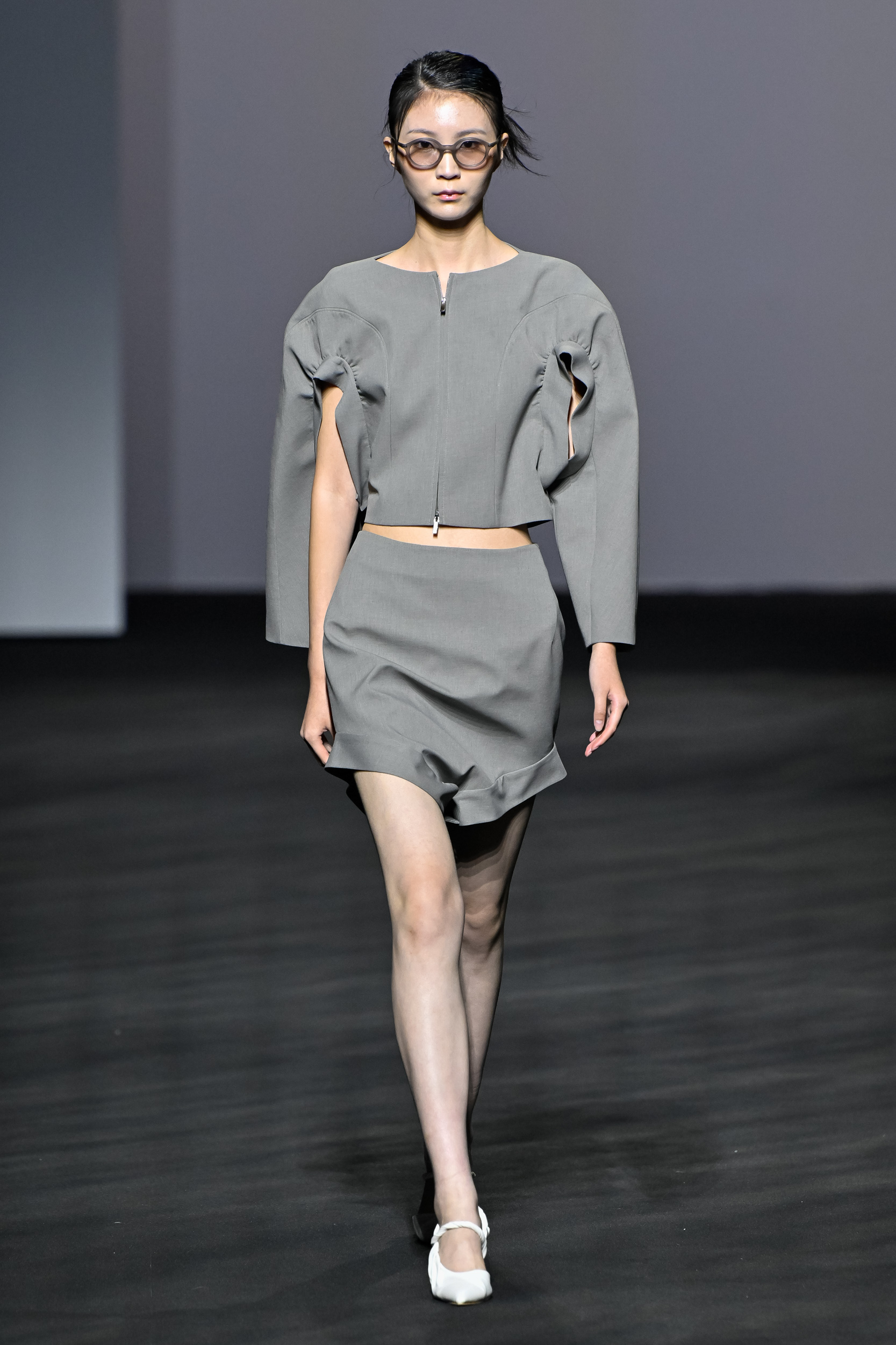 Kumann Yoo Hye Jin Spring 2025 Fashion Show 