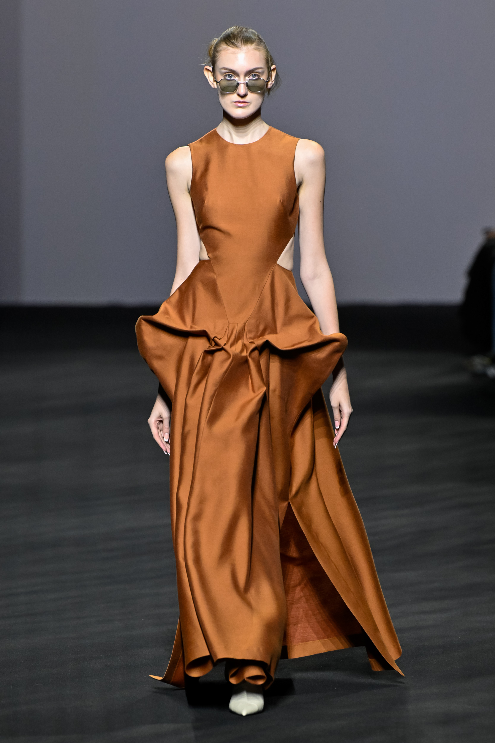 Kumann Yoo Hye Jin Spring 2025 Fashion Show 