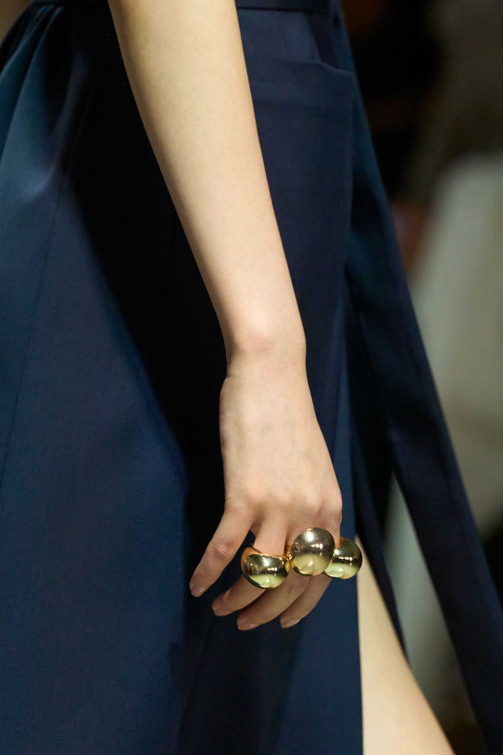 Leonard Paris Spring 2025 Fashion Show Details