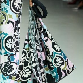 Leonard Paris Spring 2025 Fashion Show Details